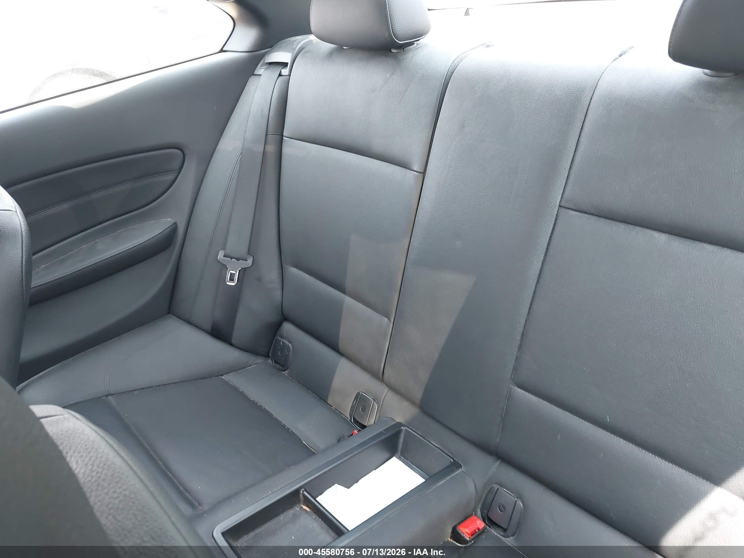 2013 Bmw 128i   Черный vin: WBAUP9C51DVF46680