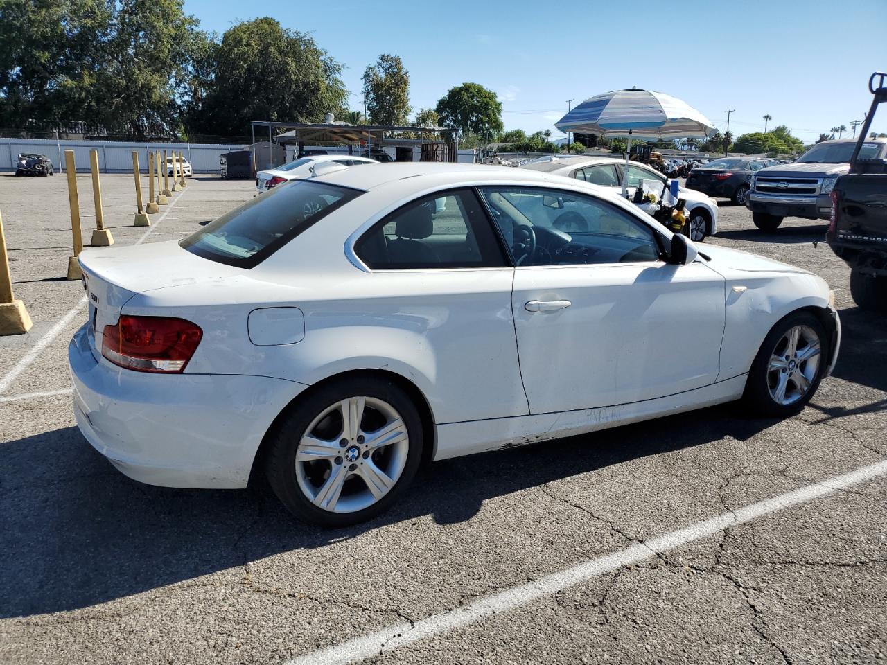 2012 Bmw 128 I   White vin: WBAUP9C52CVL91987