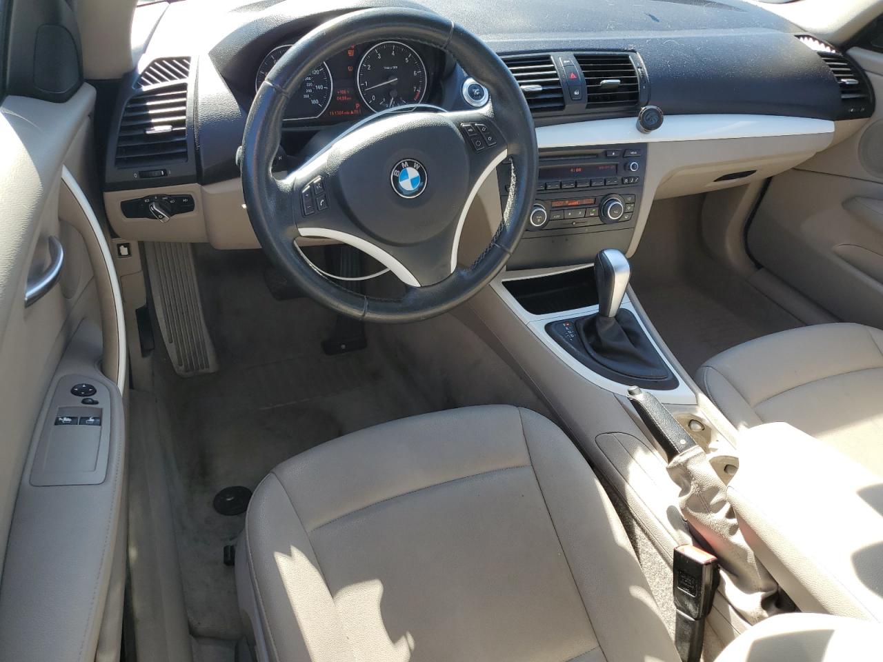 2012 Bmw 128 I   White vin: WBAUP9C52CVL91987