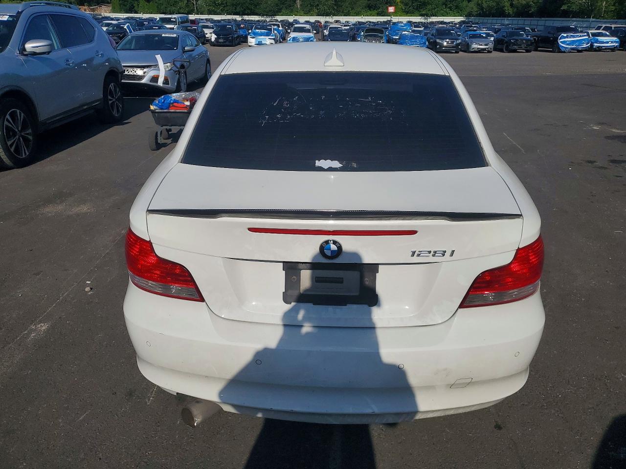 2010 Bmw 128 White vin: WBAUP9C54AVL89283