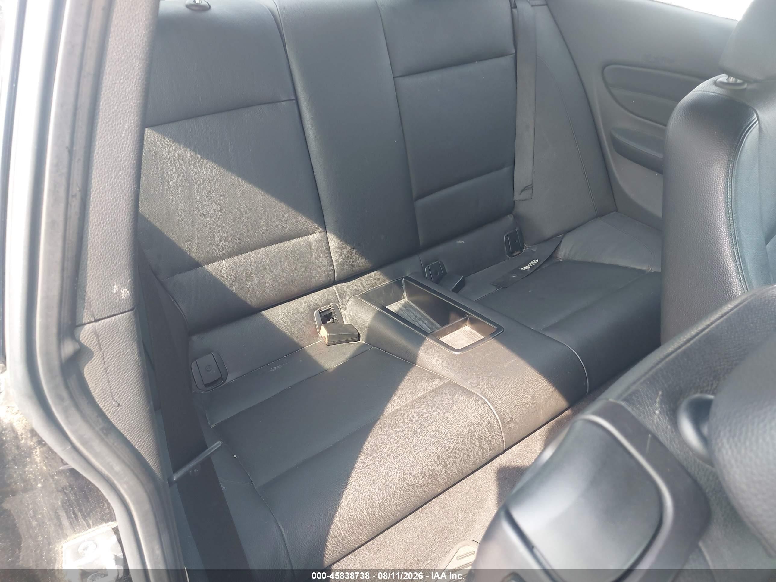 2012 Bmw 128i   Черный vin: WBAUP9C54CVL91151