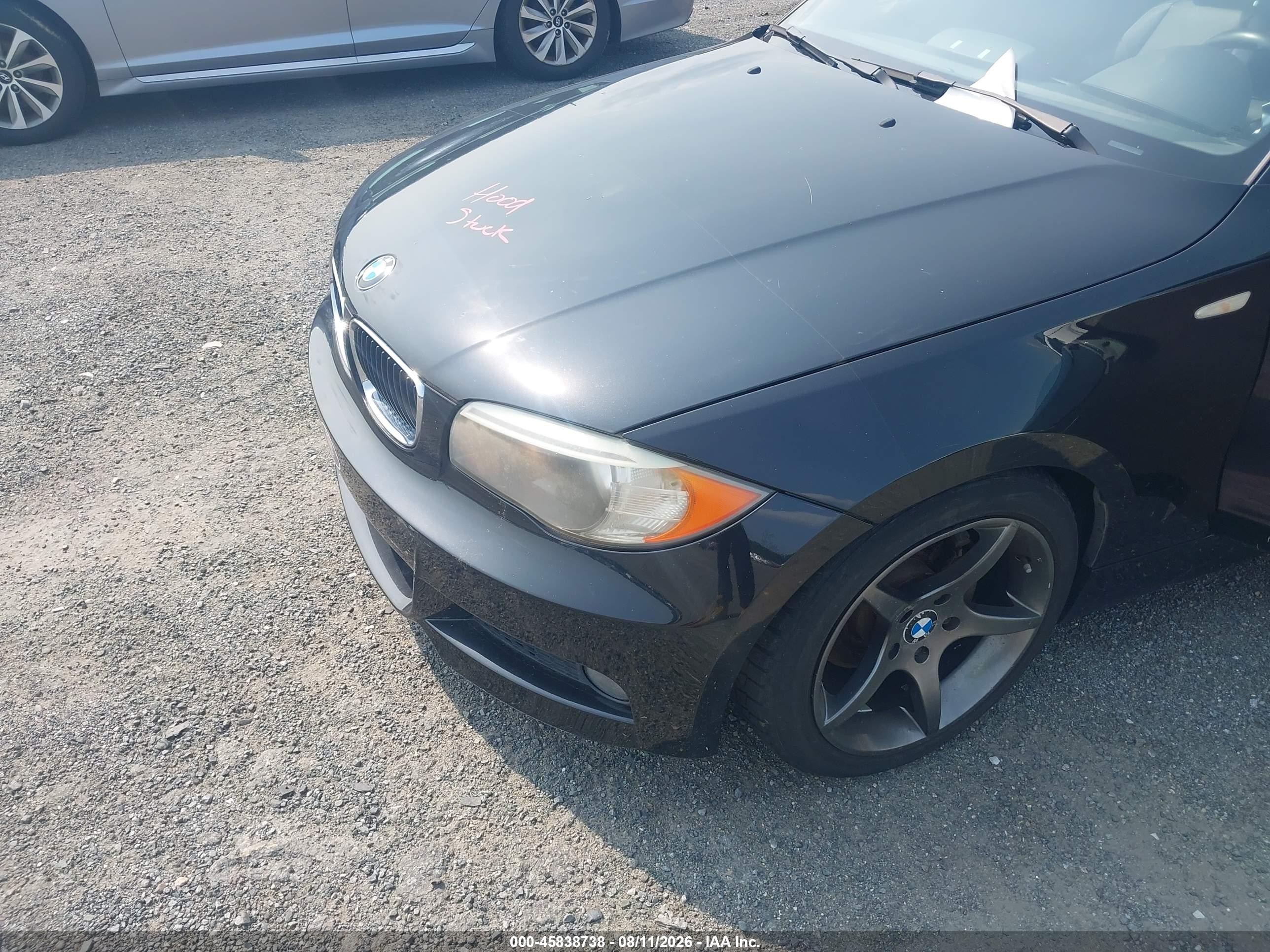 2012 Bmw 128i   Черный vin: WBAUP9C54CVL91151