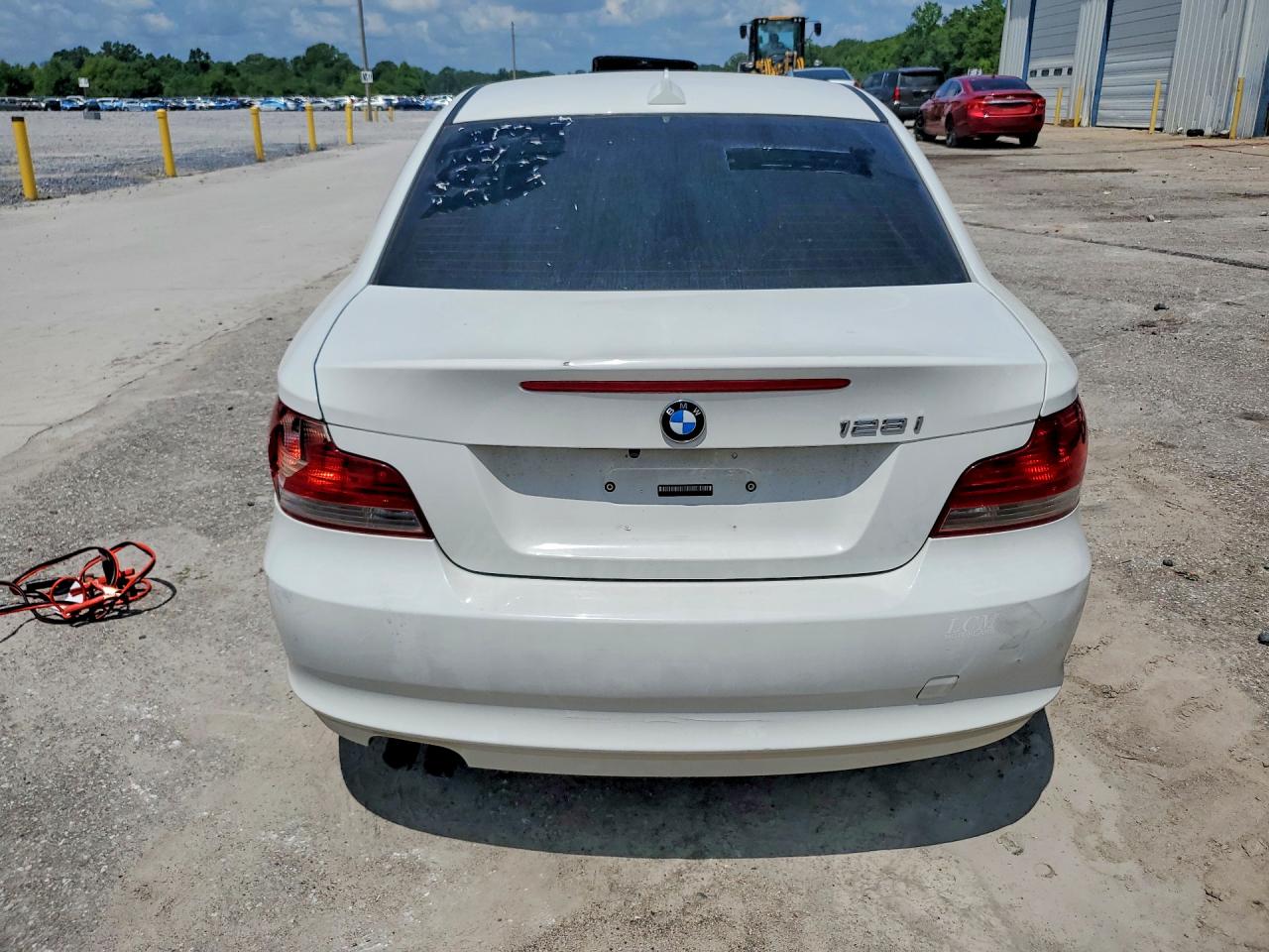 2011 Bmw 128 I White vin: WBAUP9C55BVL90282
