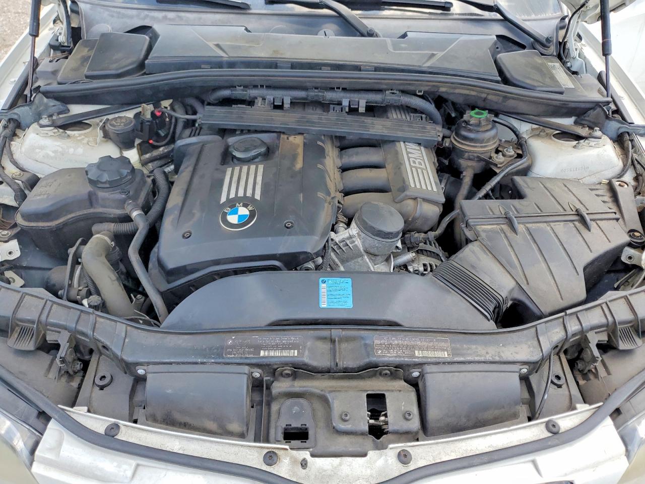 2011 Bmw 128 I White vin: WBAUP9C55BVL90282
