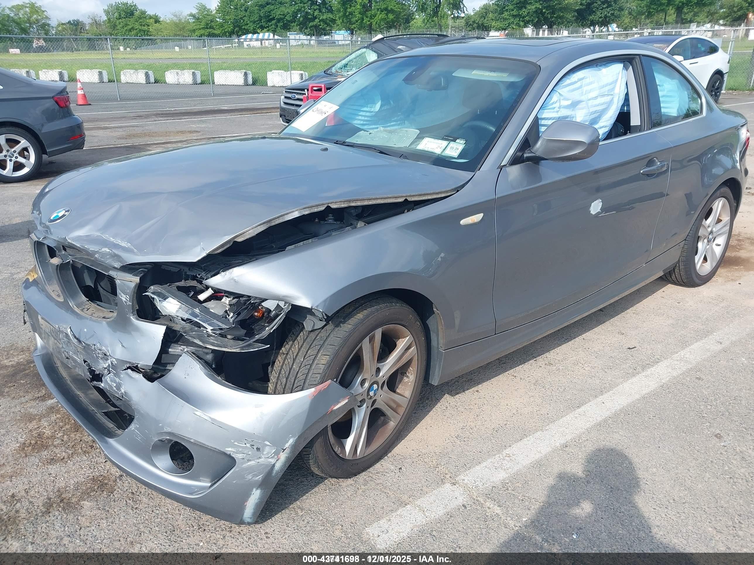 2012 Bmw 128i   Gray vin: WBAUP9C55CVL91174