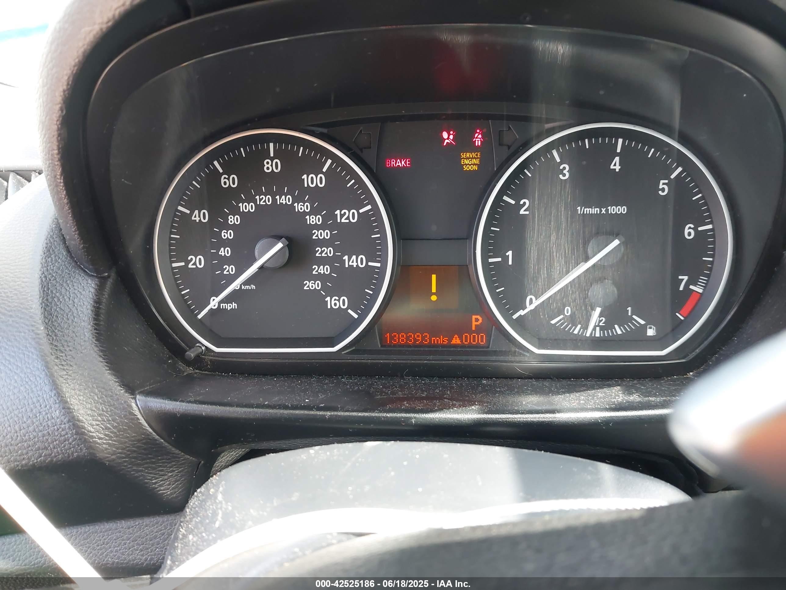 2010 Bmw 128i   Серый vin: WBAUP9C56AVF49473