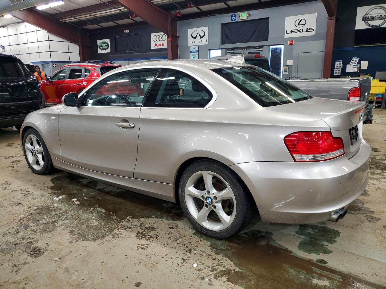 2011 Bmw 128 I Beige vin: WBAUP9C56BVL89626