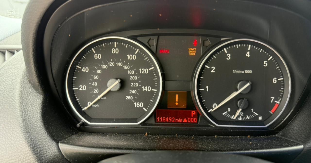 2012 Bmw 128 I Silver vin: WBAUP9C56CVL91247