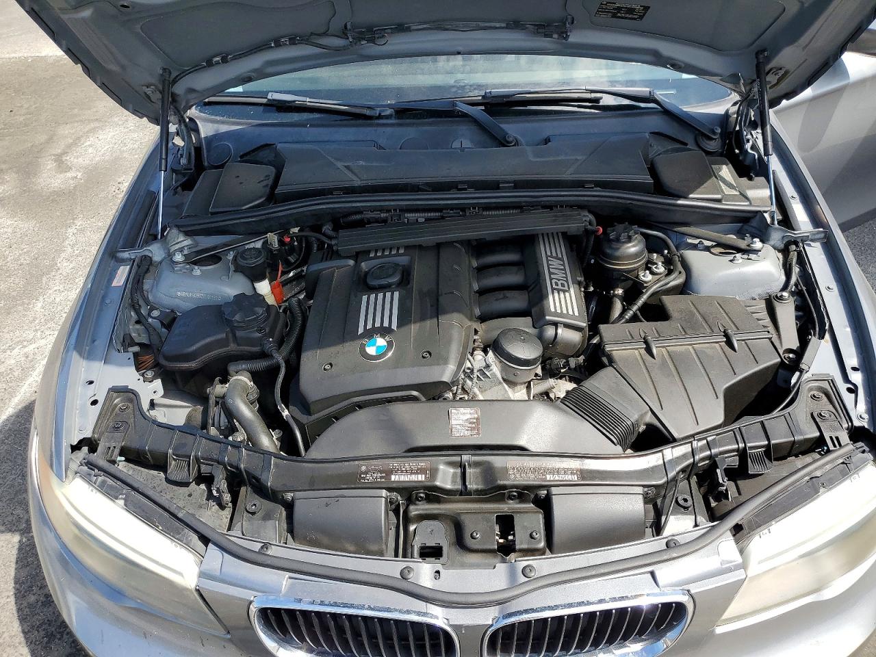 2012 Bmw 128 I Silver vin: WBAUP9C56CVL91362