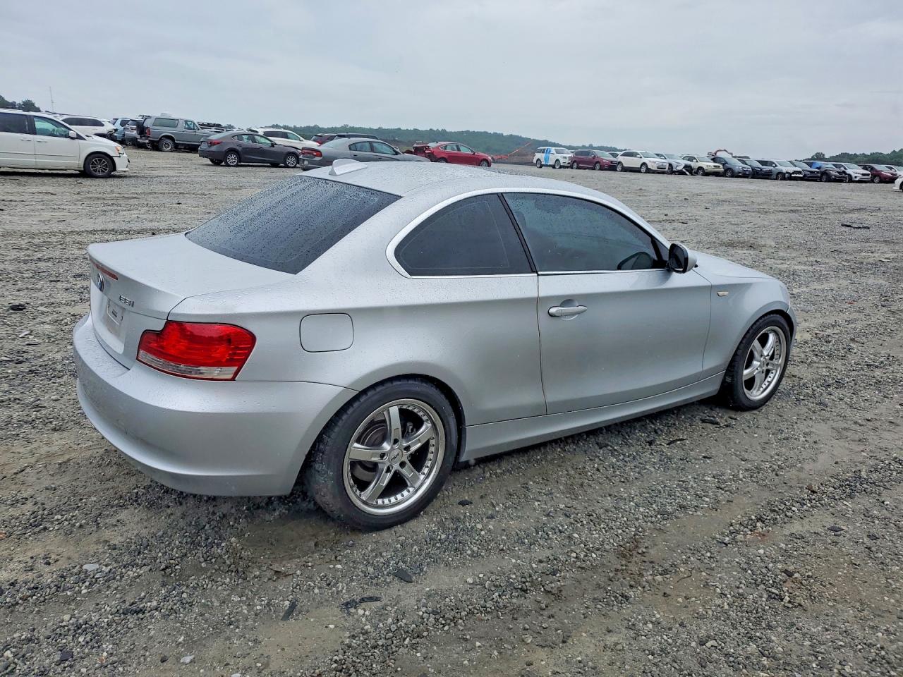 2010 Bmw 128 I Silver vin: WBAUP9C57AVF49403
