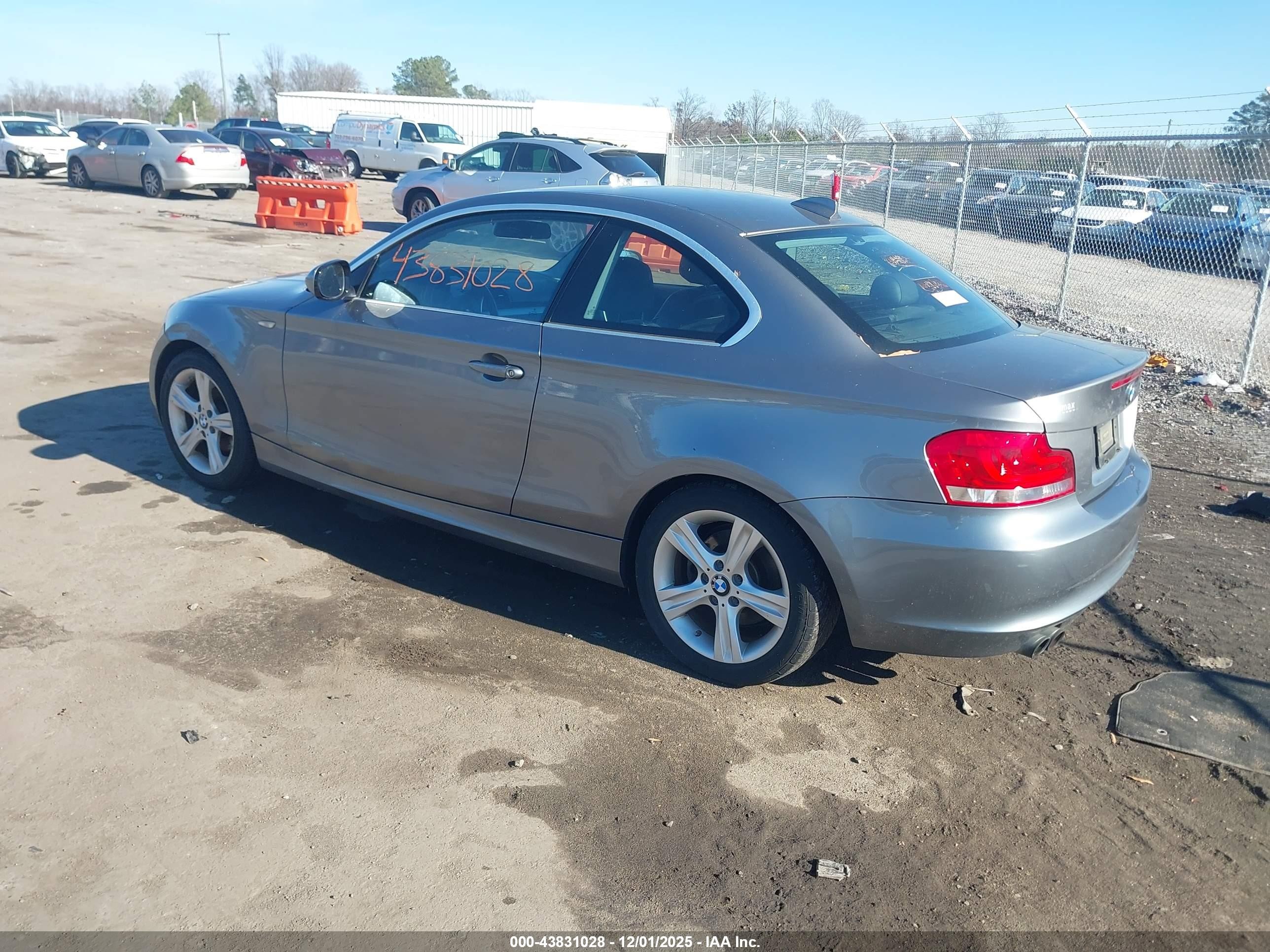 2012 Bmw 128i   Gray vin: WBAUP9C57CVL91354