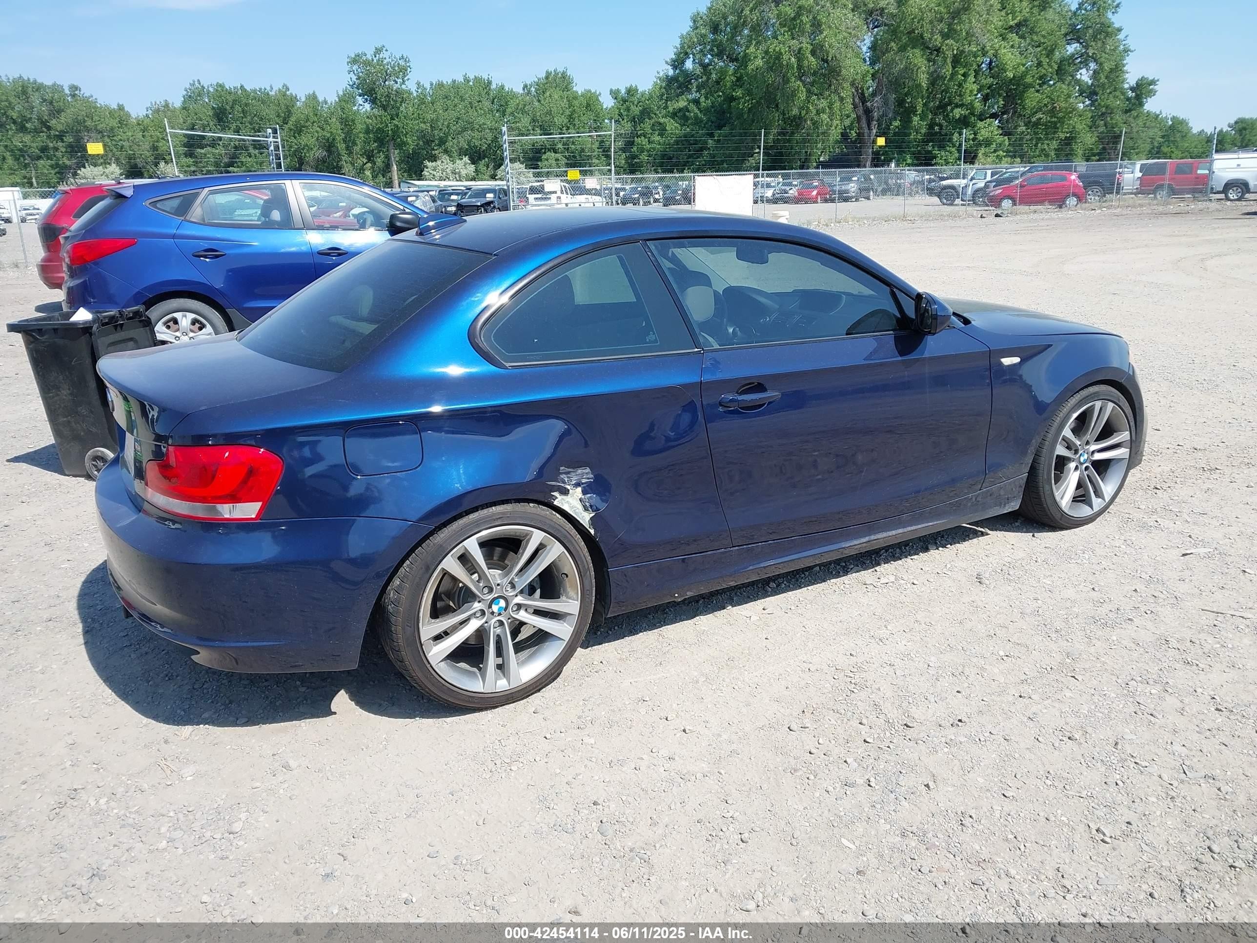 2012 Bmw 128i   Dark Blue vin: WBAUP9C57CVL91385