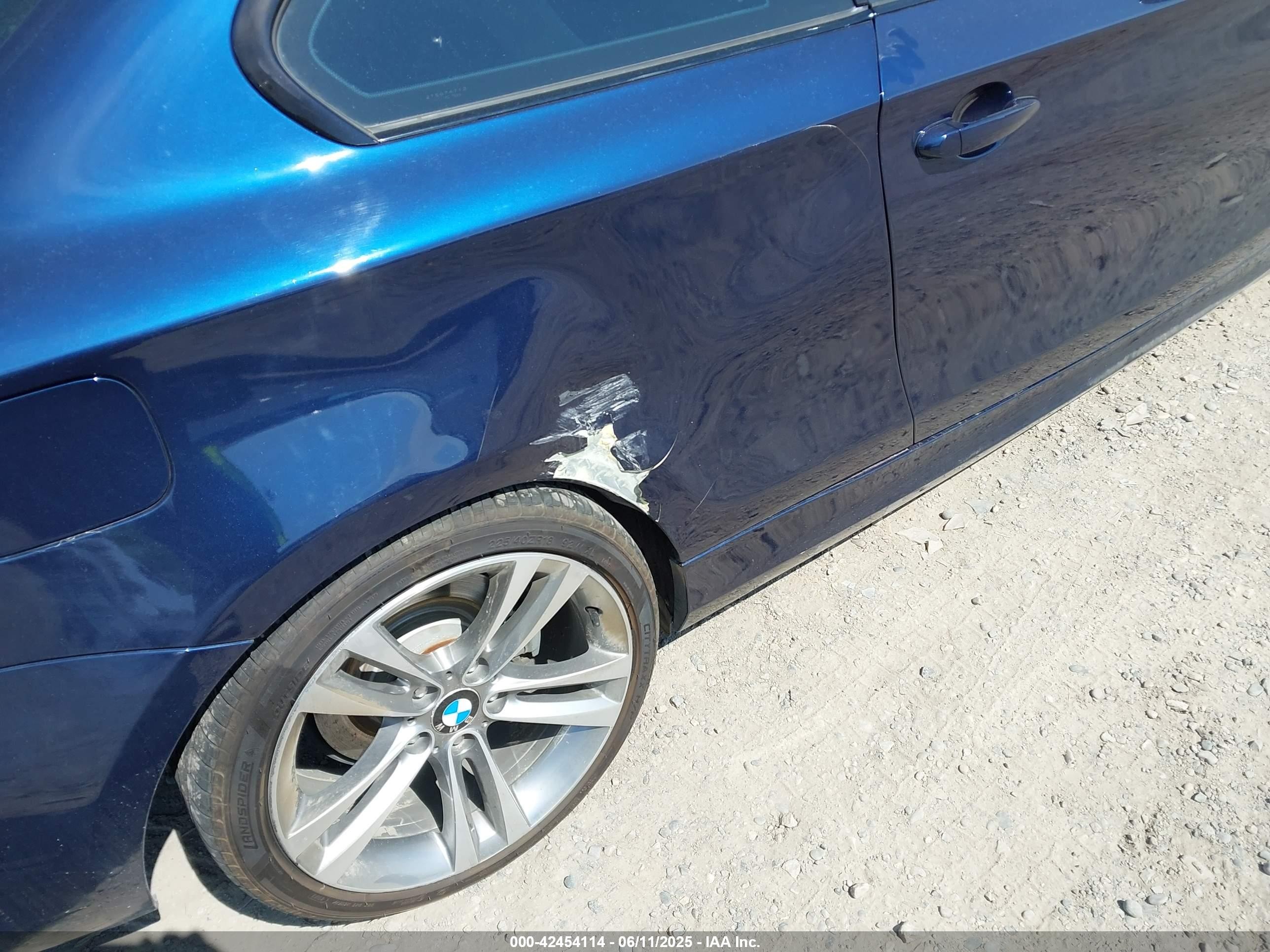 2012 Bmw 128i   Dark Blue vin: WBAUP9C57CVL91385