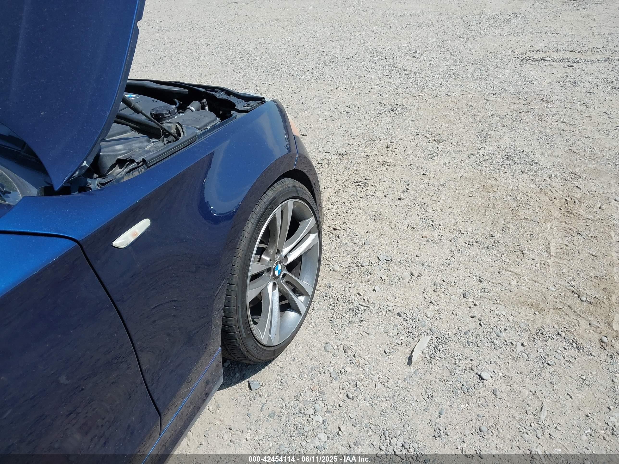2012 Bmw 128i   Dark Blue vin: WBAUP9C57CVL91385