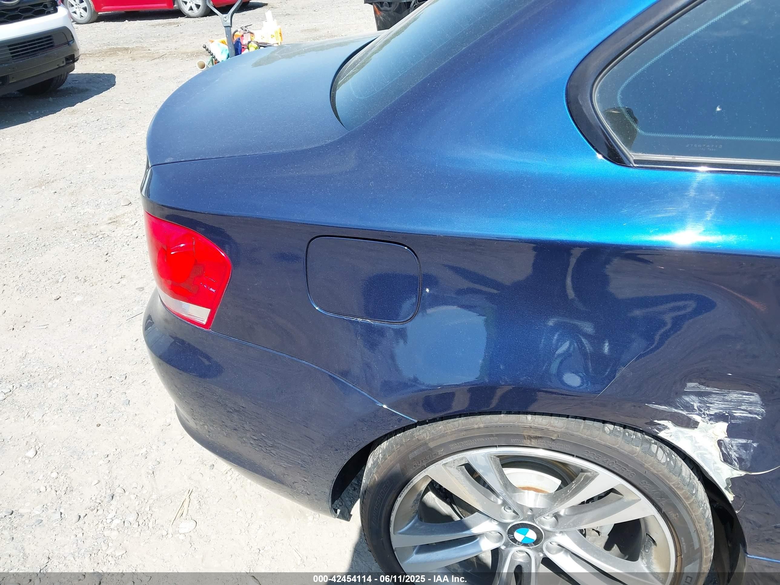 2012 Bmw 128i   Dark Blue vin: WBAUP9C57CVL91385