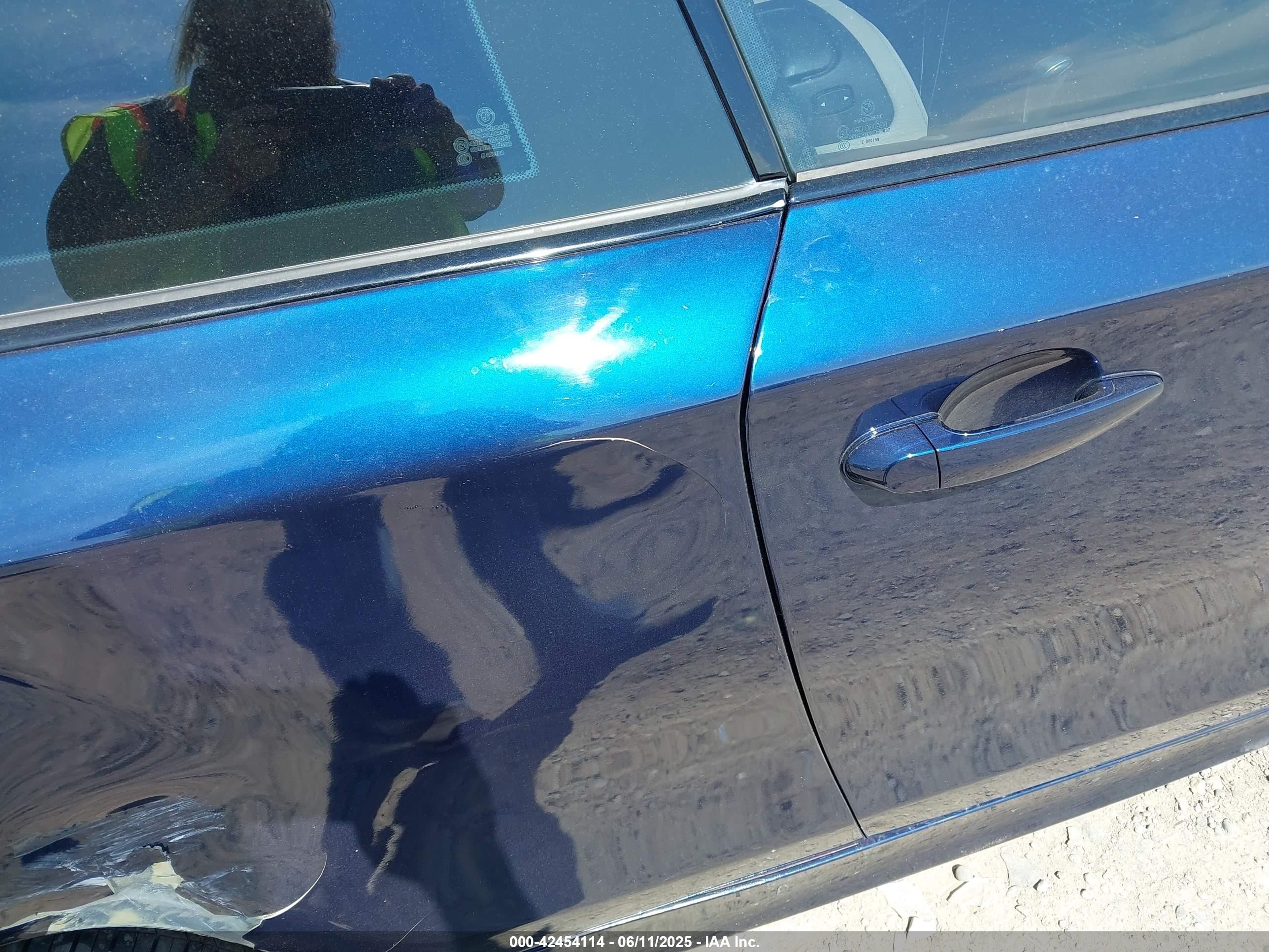2012 Bmw 128i   Dark Blue vin: WBAUP9C57CVL91385