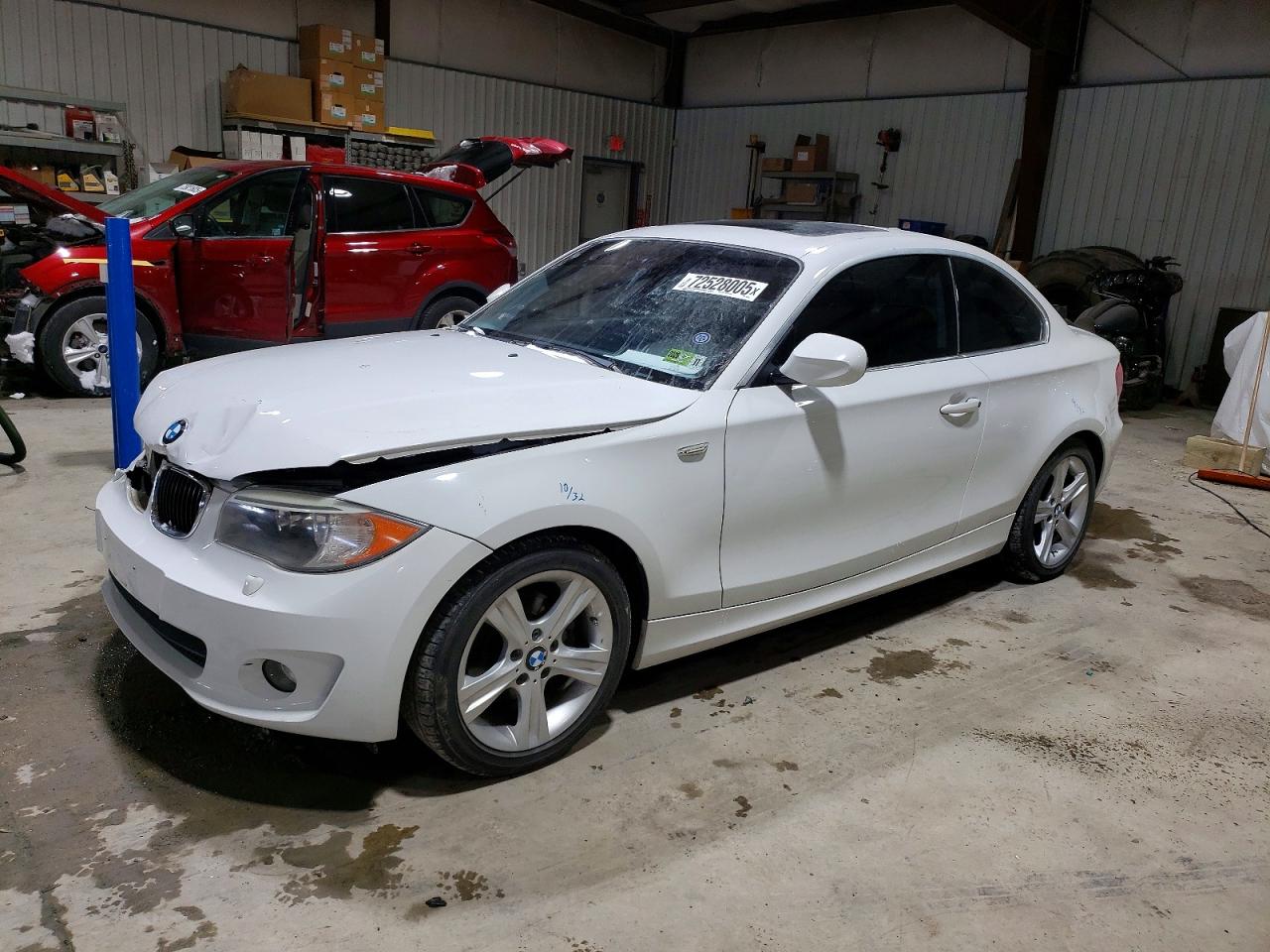 2013 Bmw 128 I White vin: WBAUP9C58DVS94701