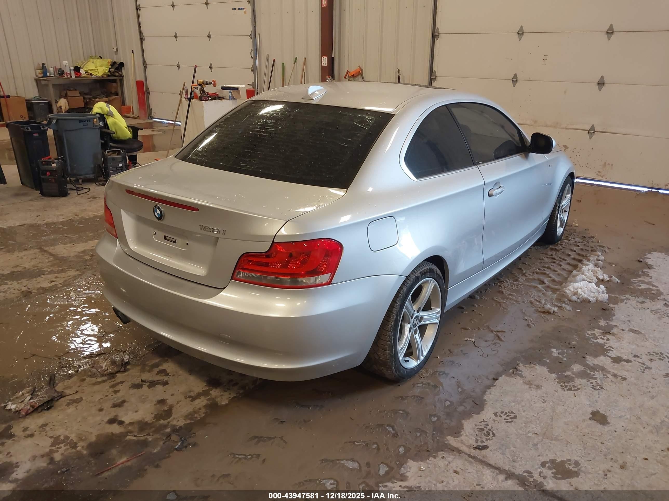2012 Bmw 128i   Silver vin: WBAUP9C59CVL91209