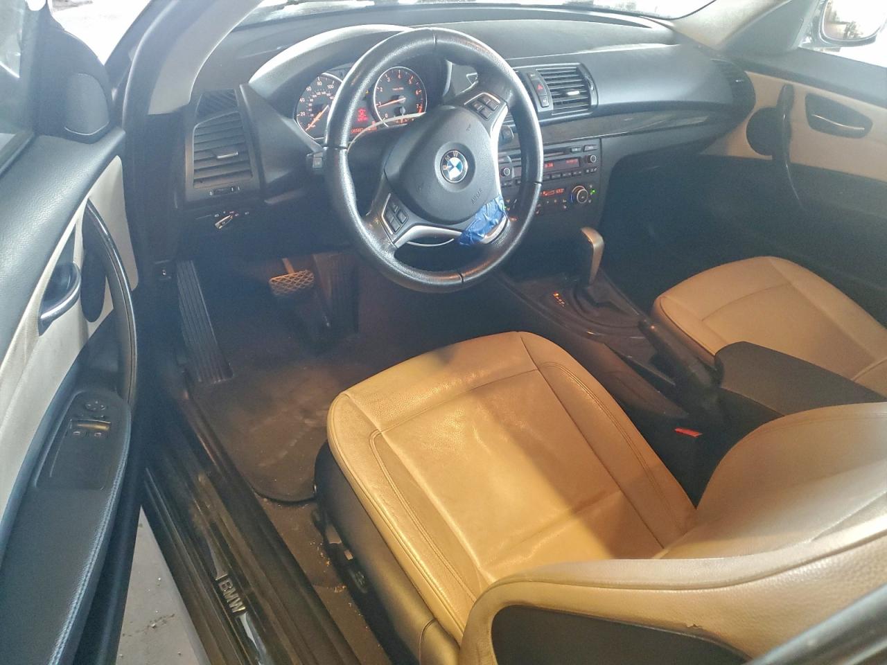 2012 Bmw 128 I Серебряный vin: WBAUP9C59CVS94141