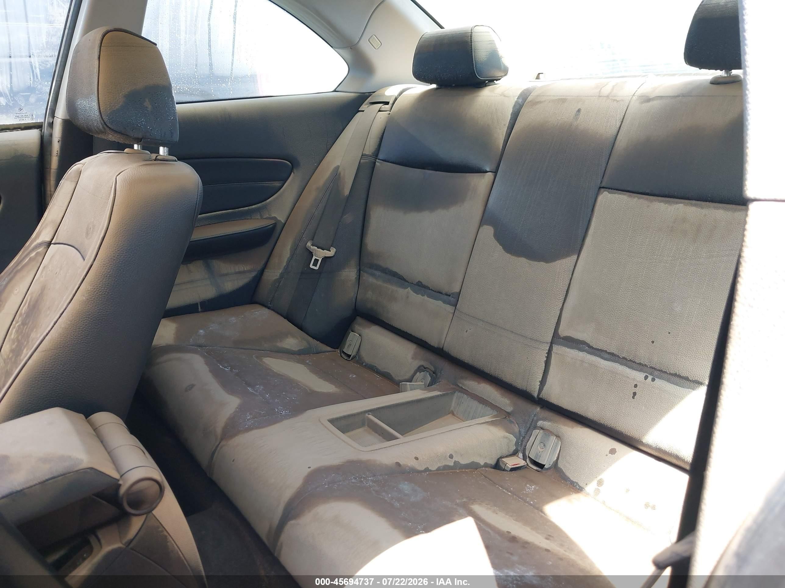 2011 Bmw 128i   Серебряный vin: WBAUP9C5XBVL89550