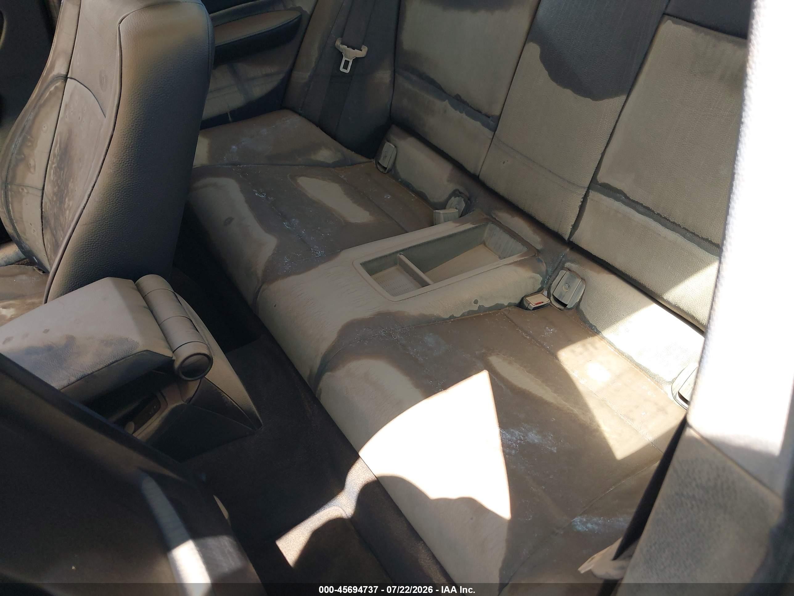 2011 Bmw 128i   Серебряный vin: WBAUP9C5XBVL89550
