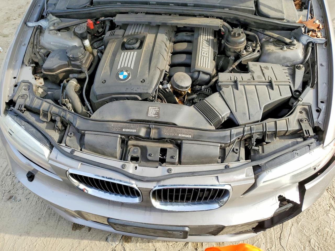 2012 Bmw 128 I Beige vin: WBAUP9C5XCVL91655