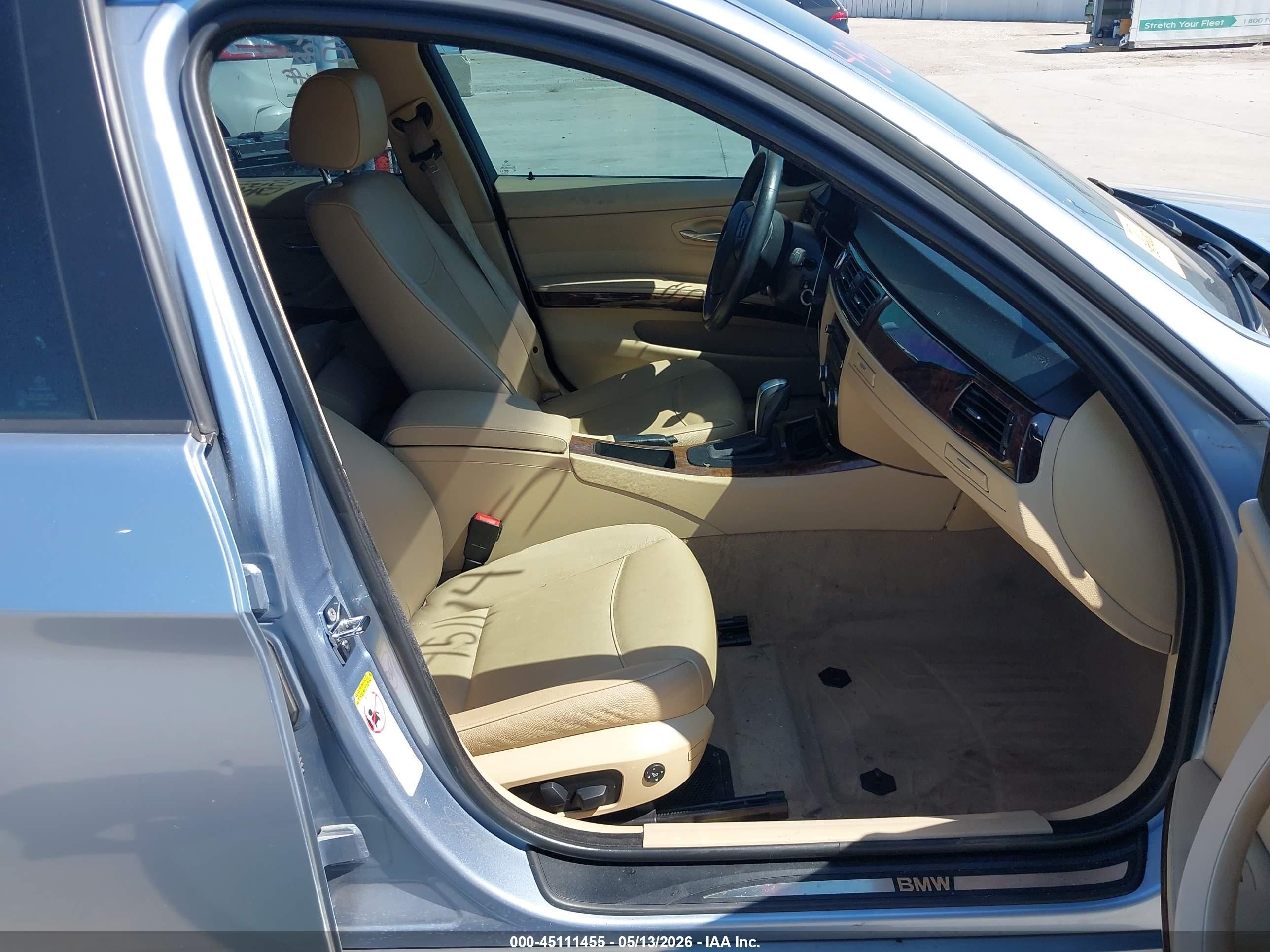 2009 Bmw 328i   Silver vin: WBAUT93599A190759