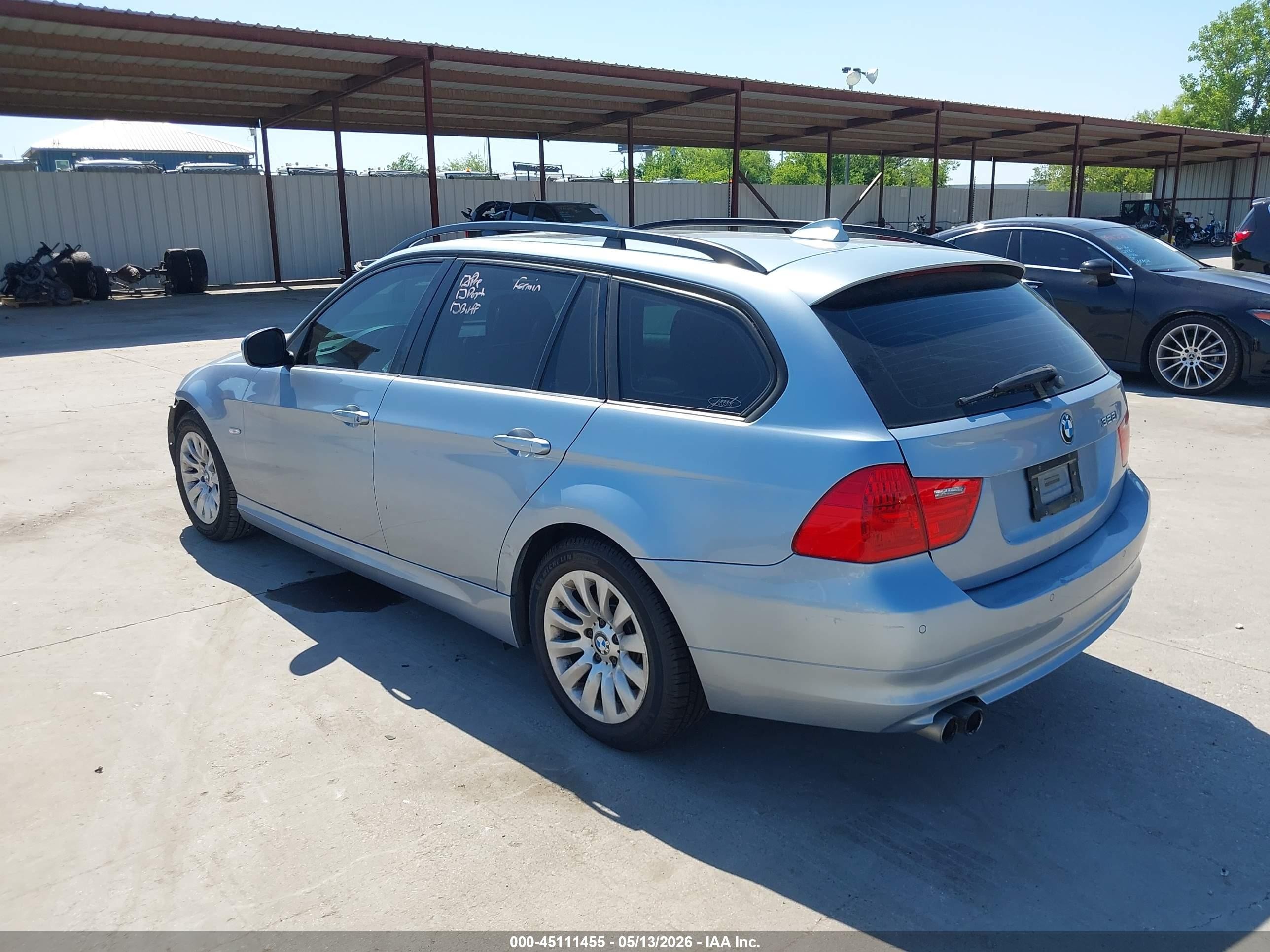 2009 Bmw 328i   Silver vin: WBAUT93599A190759