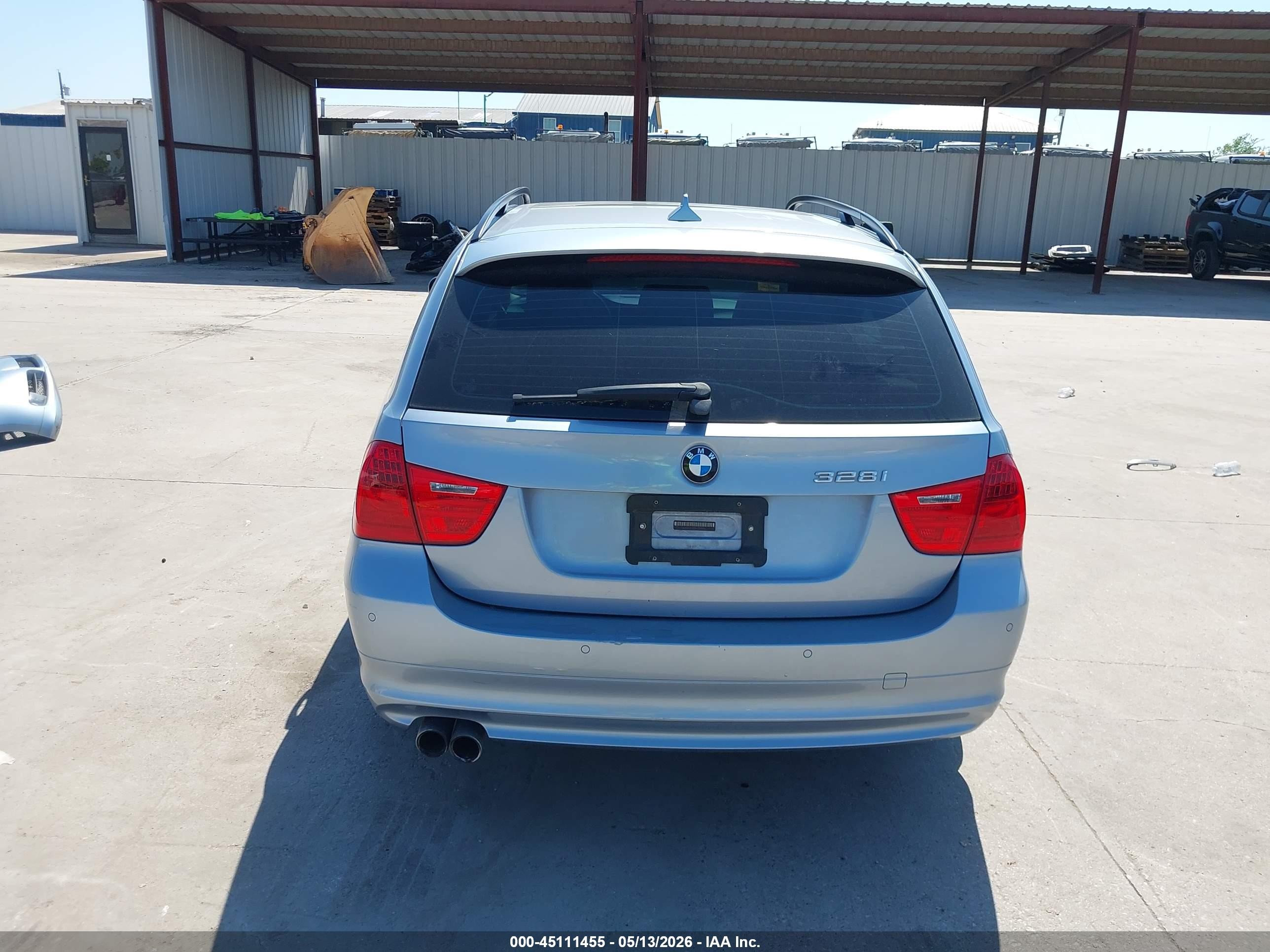 2009 Bmw 328i   Silver vin: WBAUT93599A190759