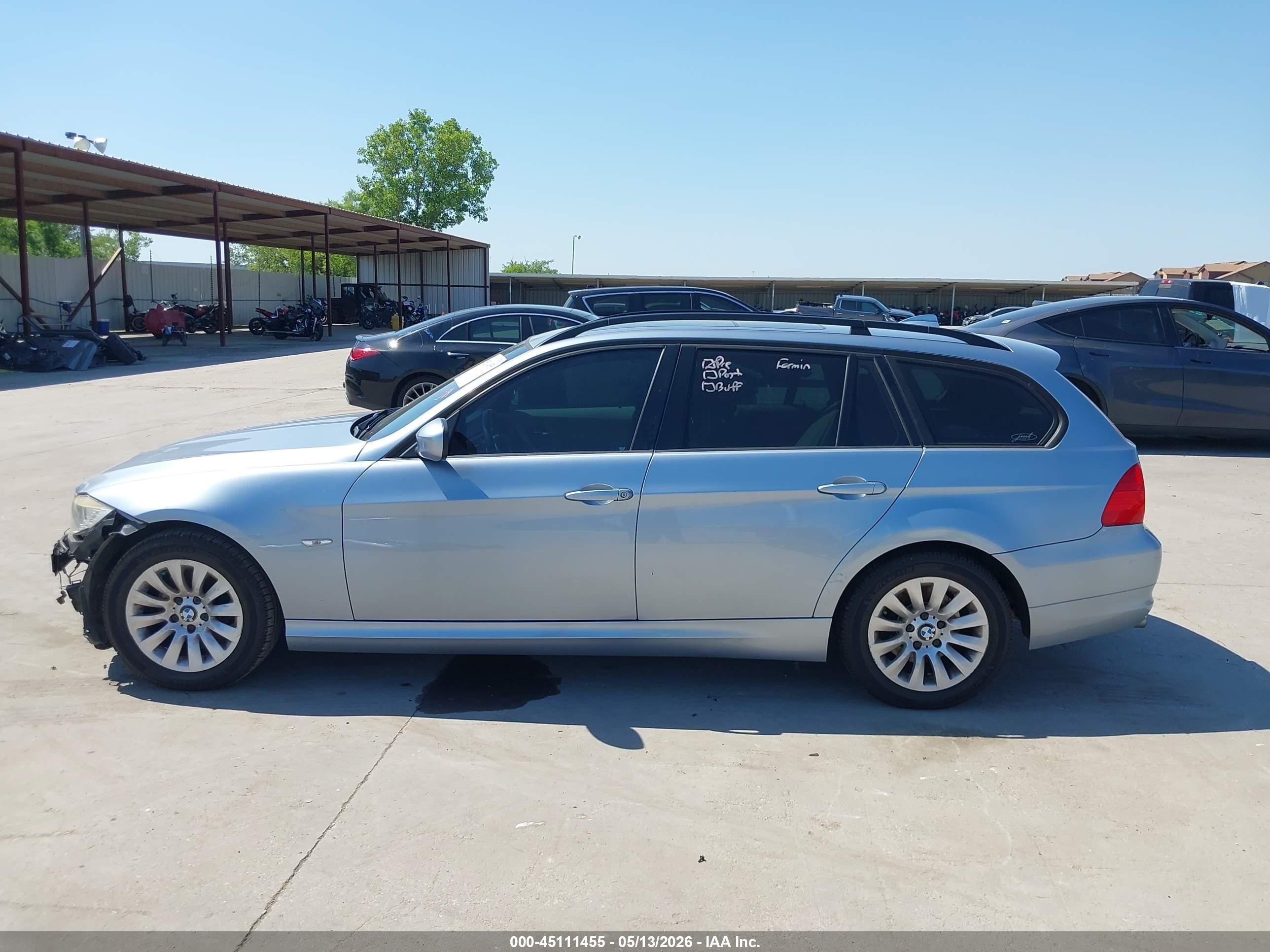 2009 Bmw 328i   Silver vin: WBAUT93599A190759