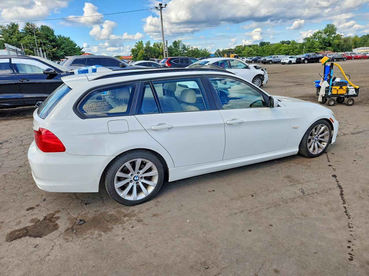 2011 Bmw 328 I White vin: WBAUT9C54BA191467