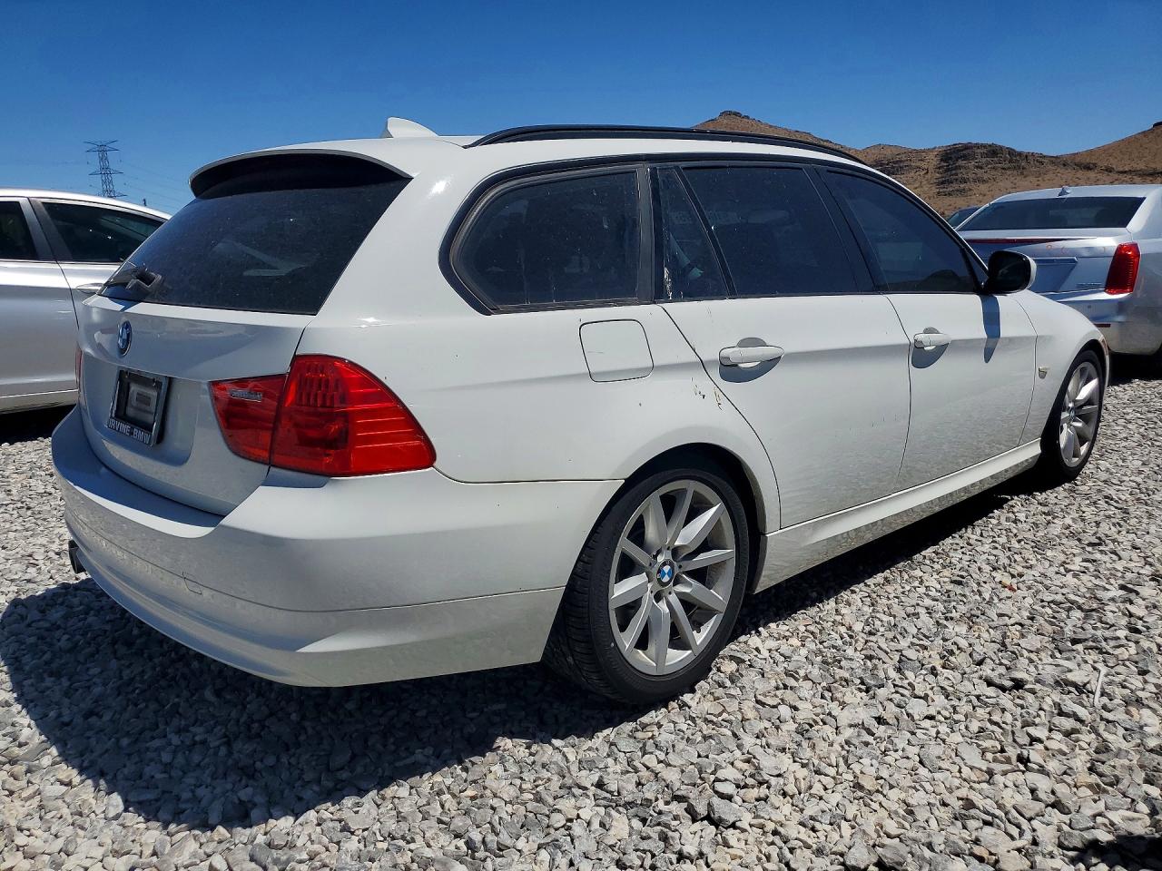 2011 Bmw 328 I White vin: WBAUT9C59BA191531