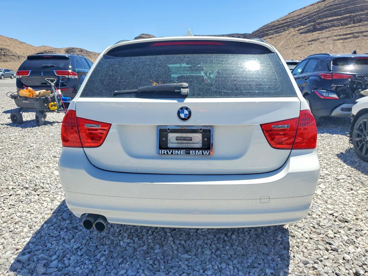 2011 Bmw 328 I White vin: WBAUT9C59BA191531