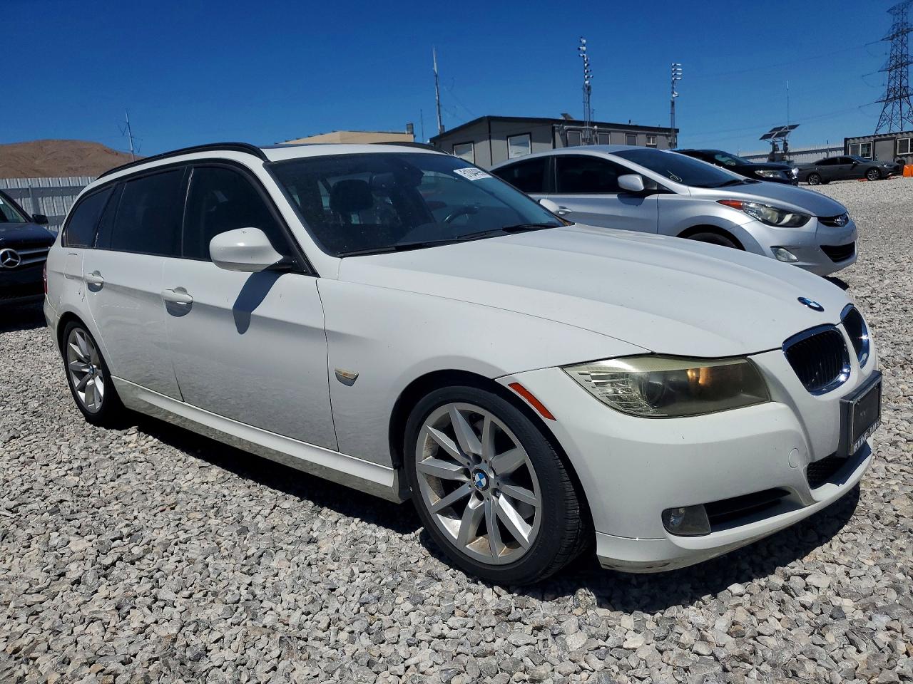 2011 Bmw 328 I White vin: WBAUT9C59BA191531