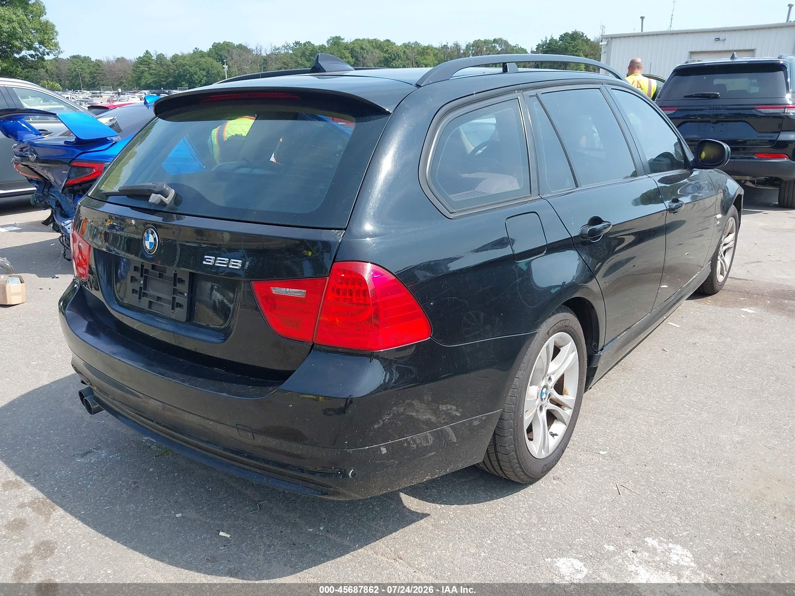 2009 Bmw 328i Xdrive Черный vin: WBAUU33599A540496