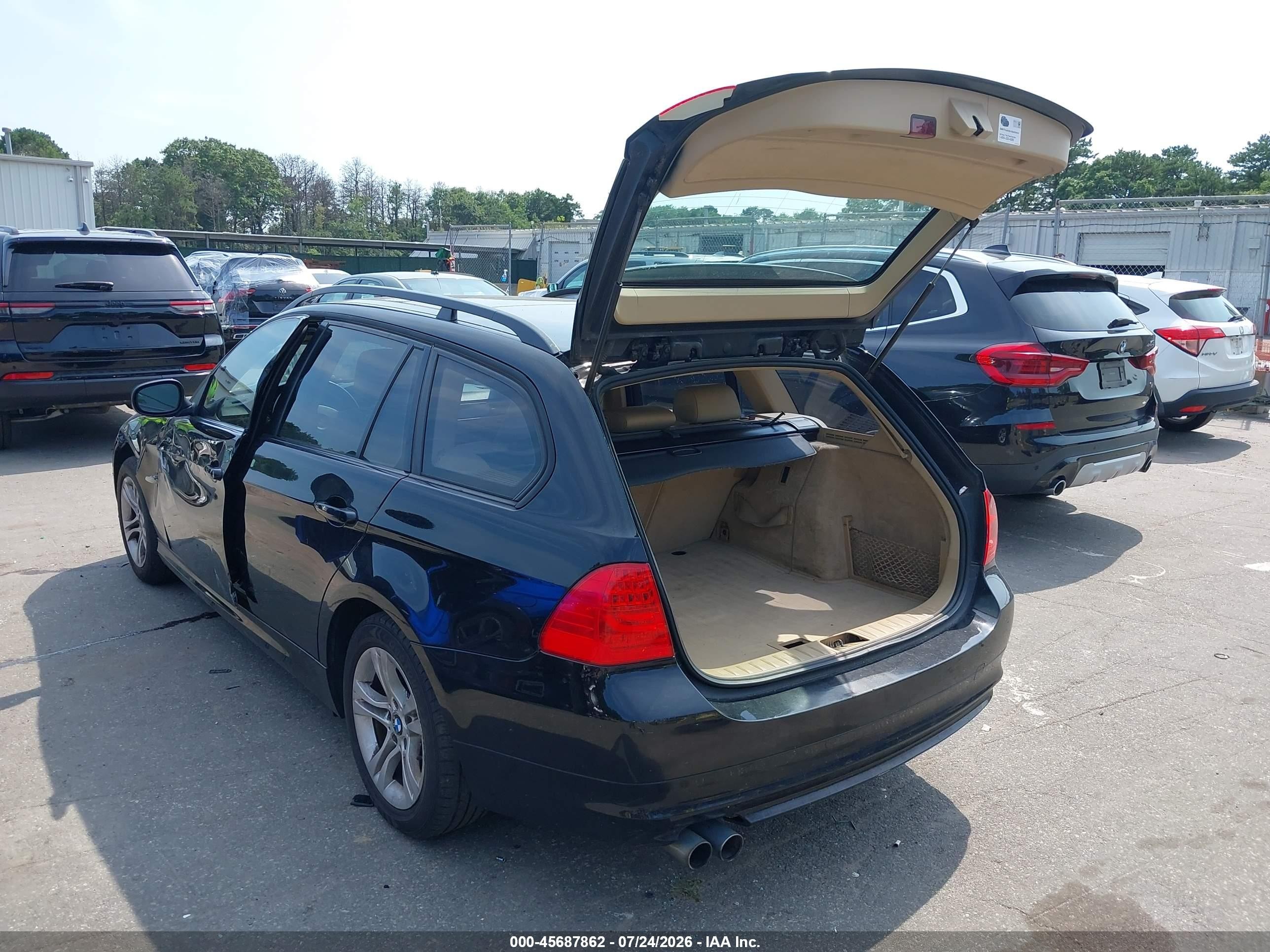 2009 Bmw 328i Xdrive Черный vin: WBAUU33599A540496