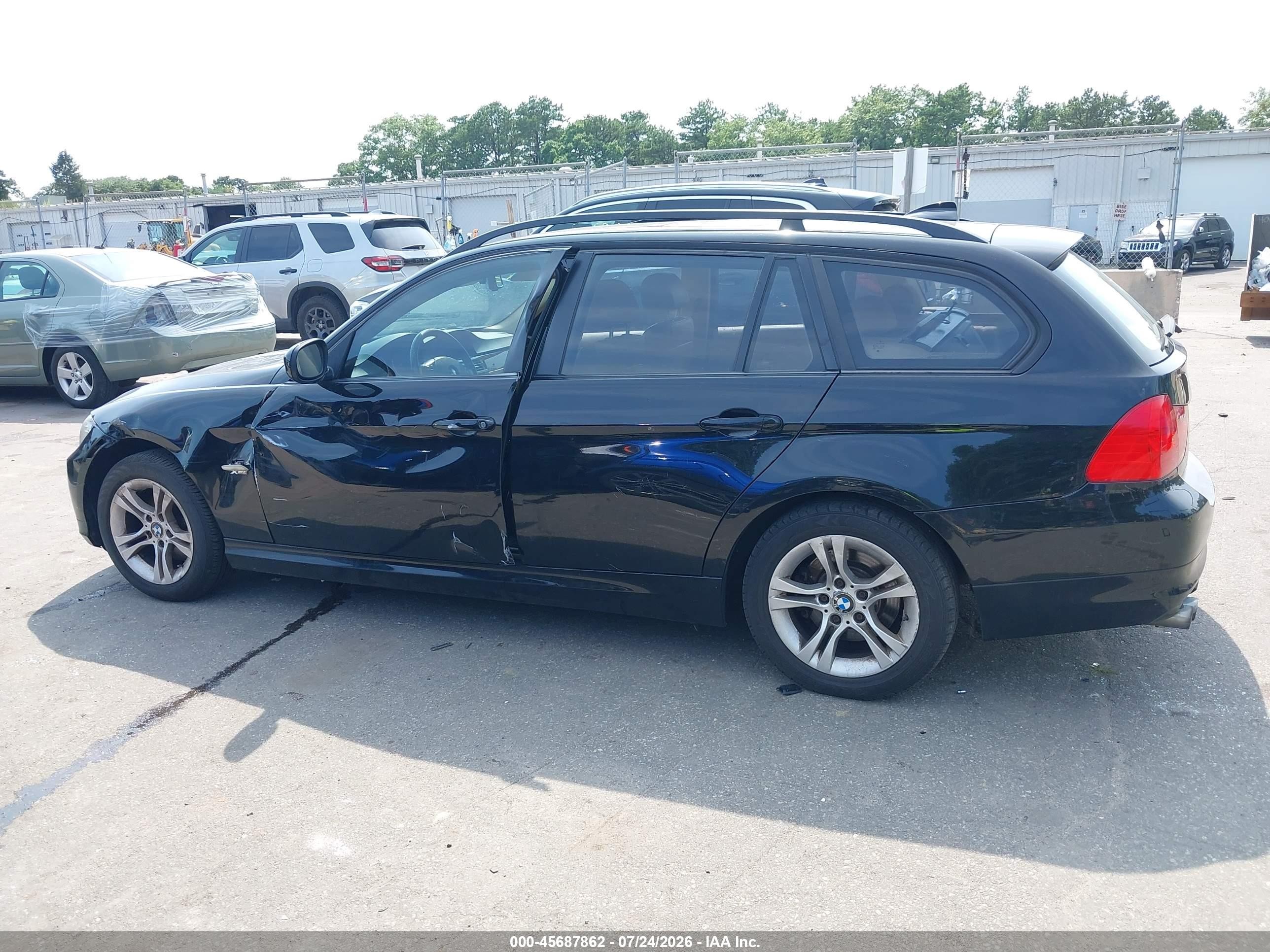 2009 Bmw 328i Xdrive Черный vin: WBAUU33599A540496