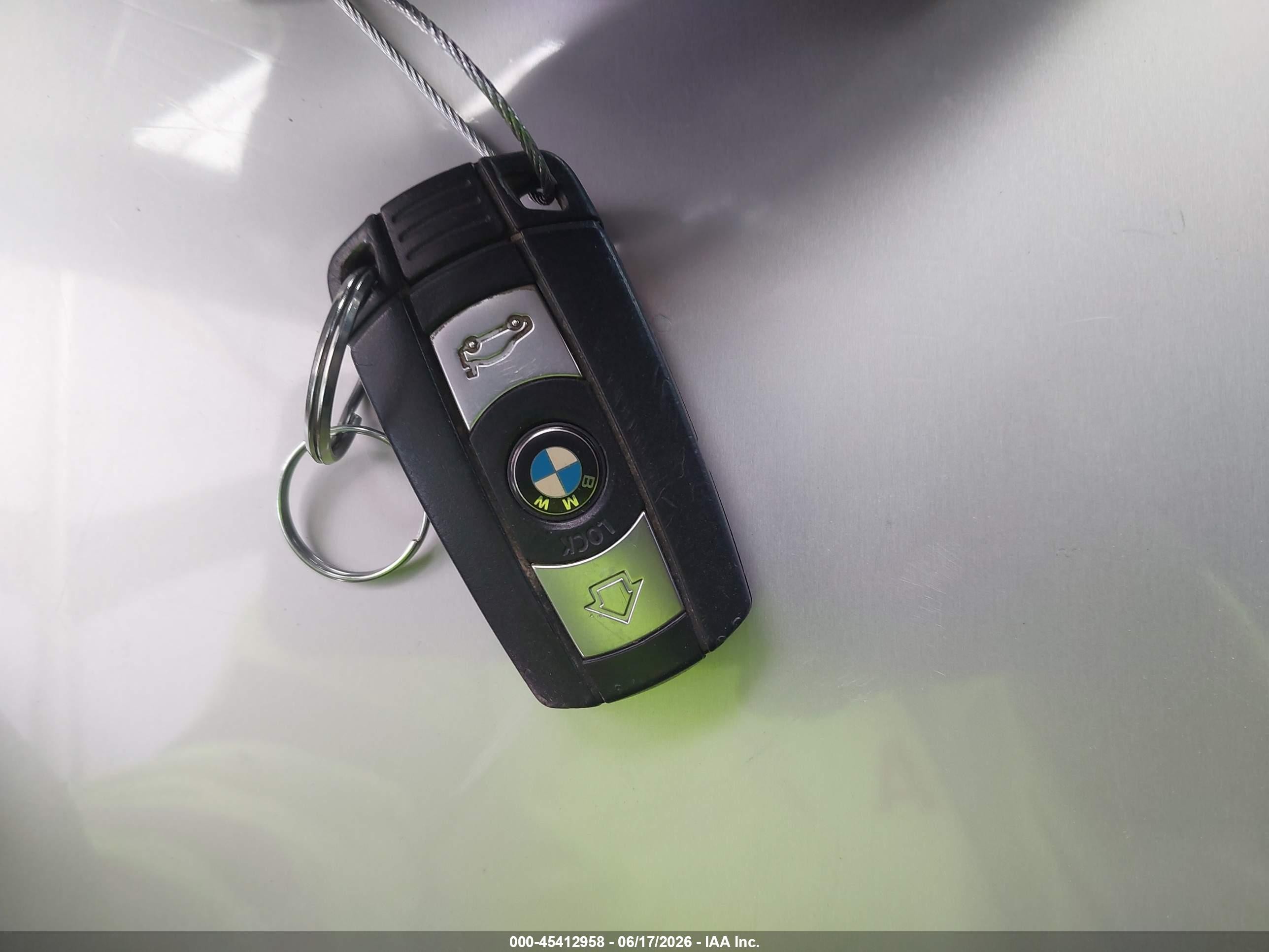 2010 Bmw 328i Xdrive Gray vin: WBAUU3C50AA540889