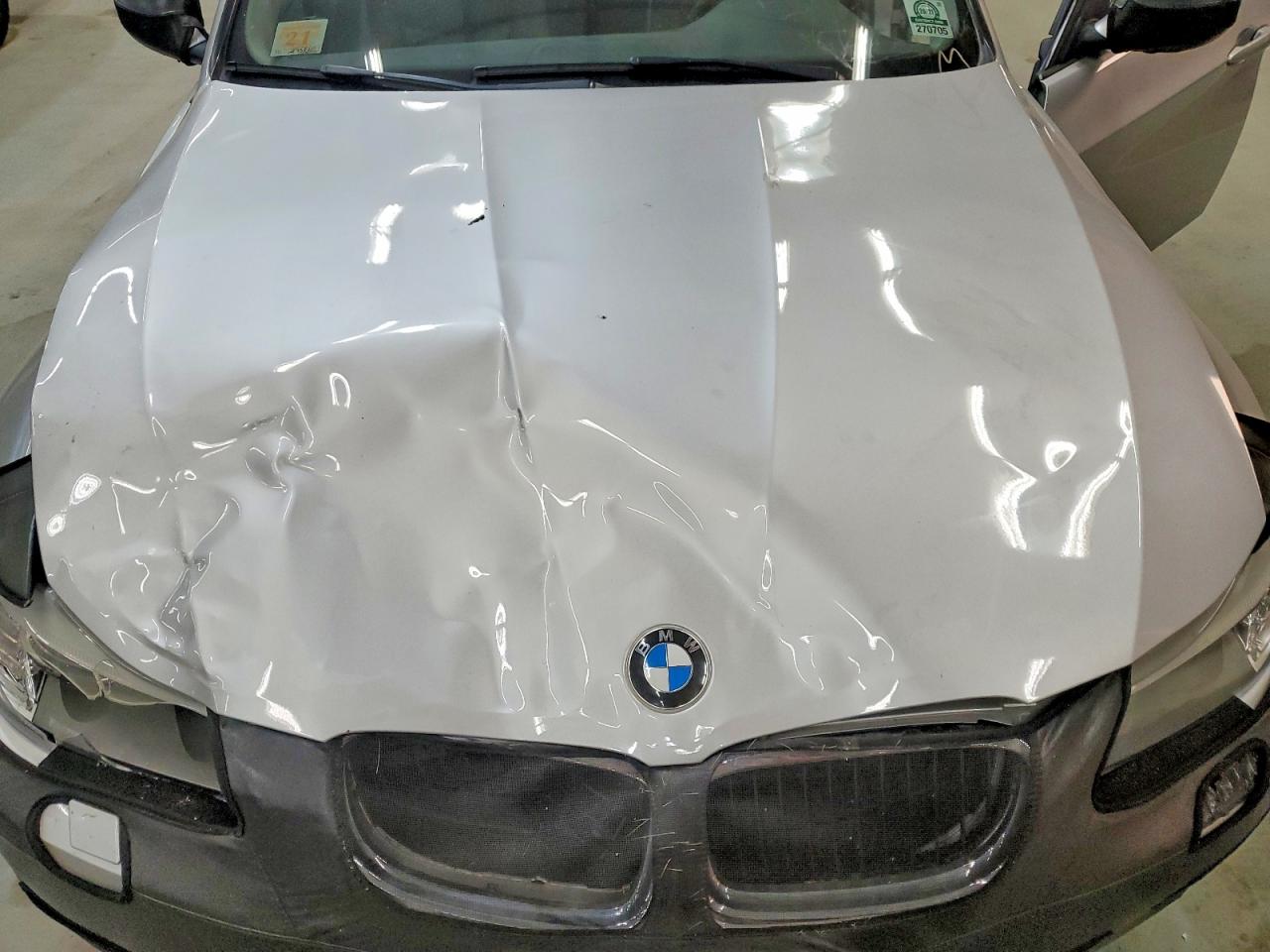 2012 Bmw 328 Xi Silver vin: WBAUU3C51CA951317