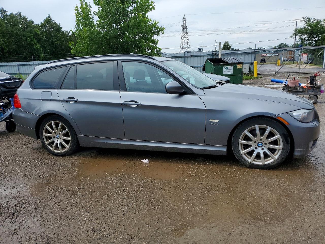 2011 Bmw 328 Xi Gray vin: WBAUU3C53BA541293