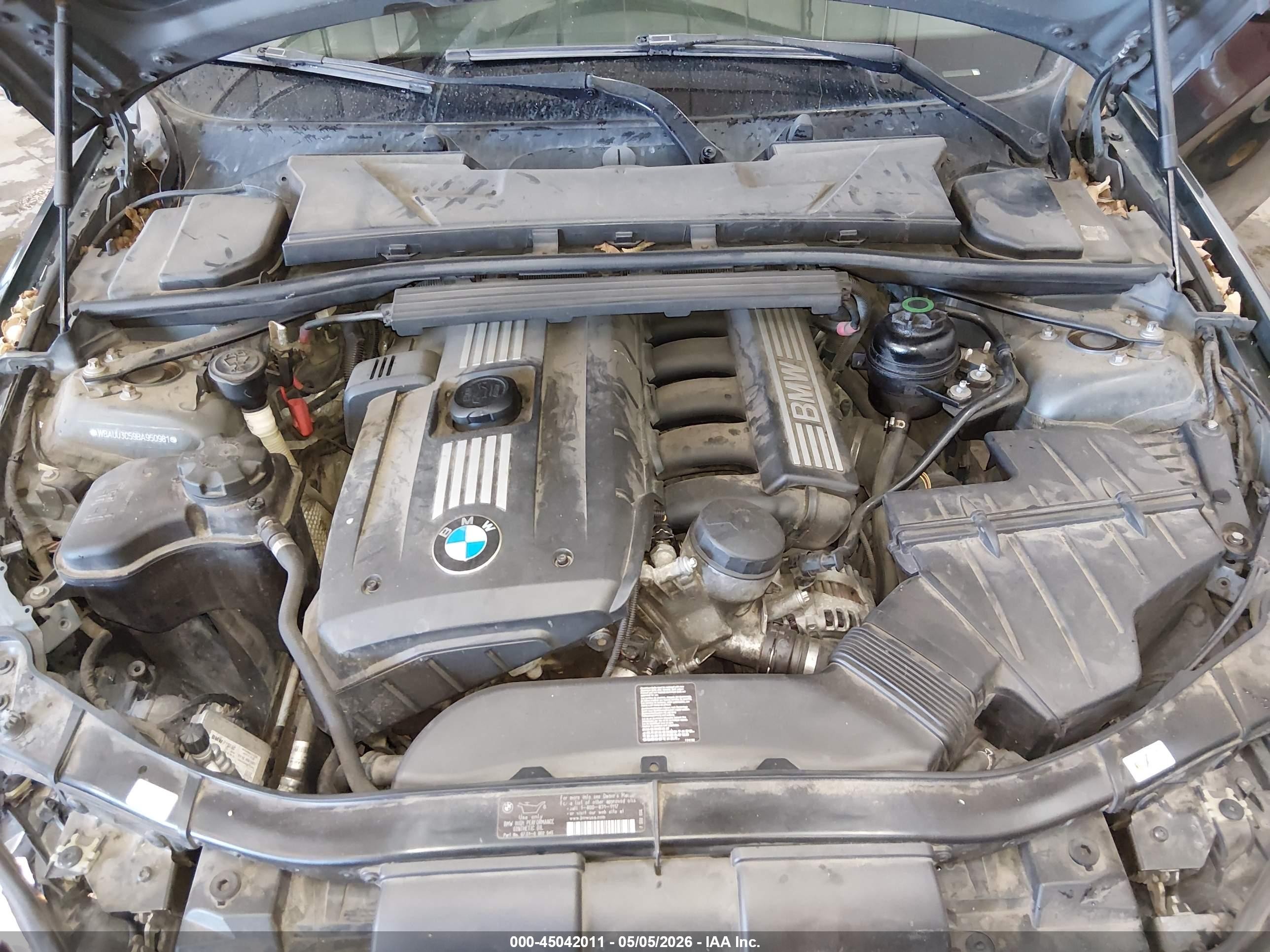 2011 Bmw 328i Xdrive Gray vin: WBAUU3C59BA950981