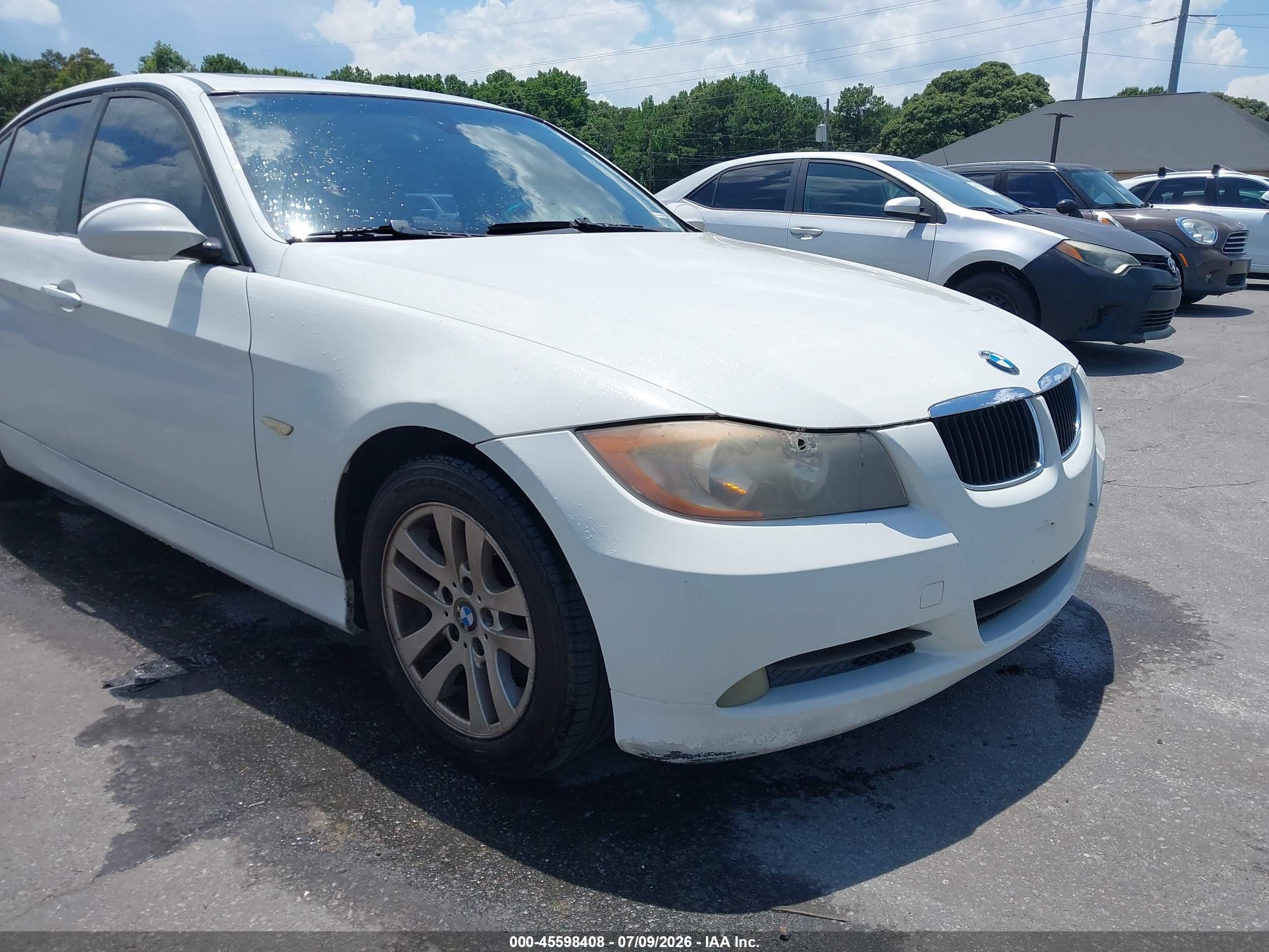 2007 Bmw 328i   White vin: WBAVA33517PV68008