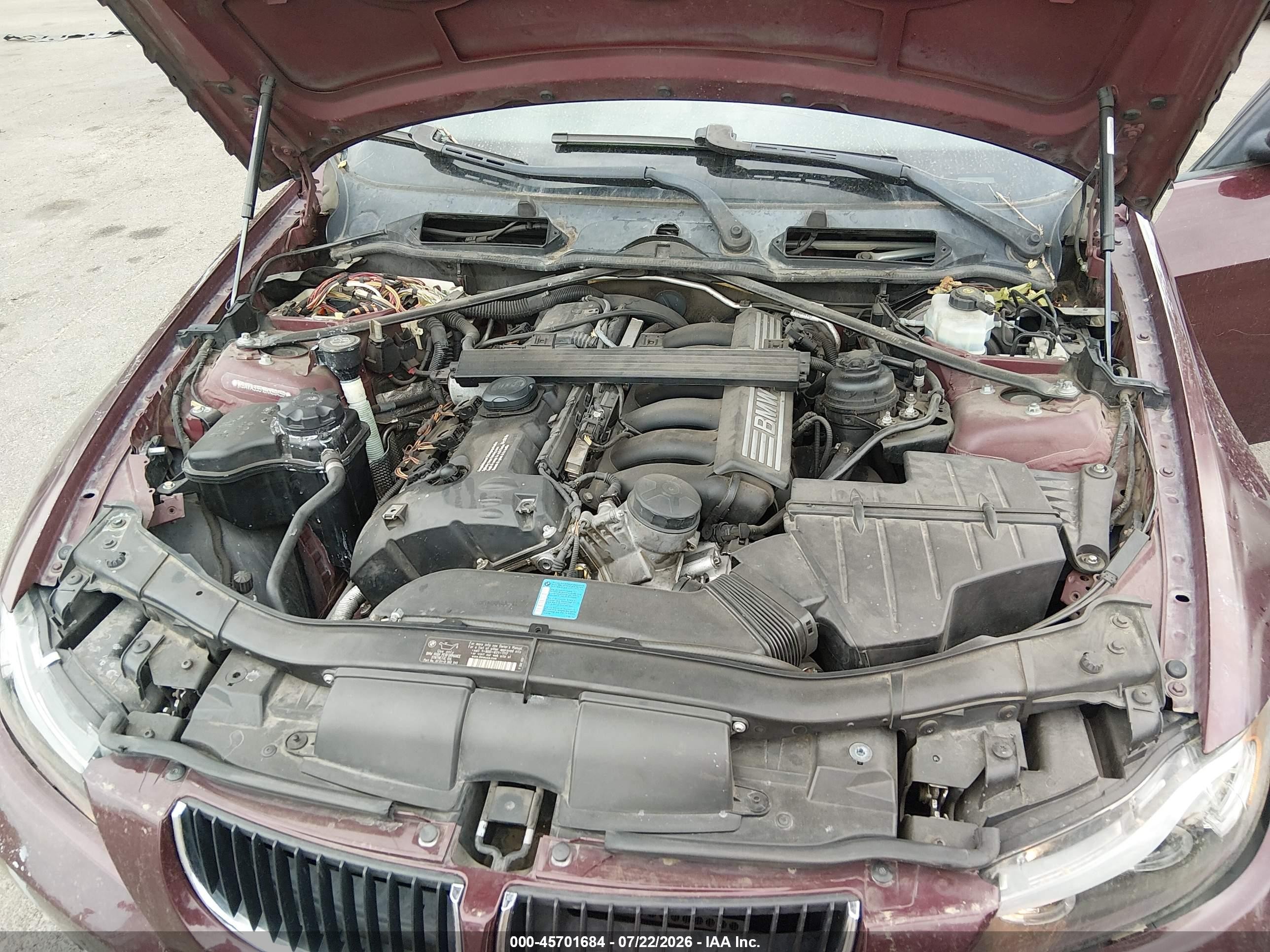 2008 Bmw 328i   Burgundy vin: WBAVA33518KX89459