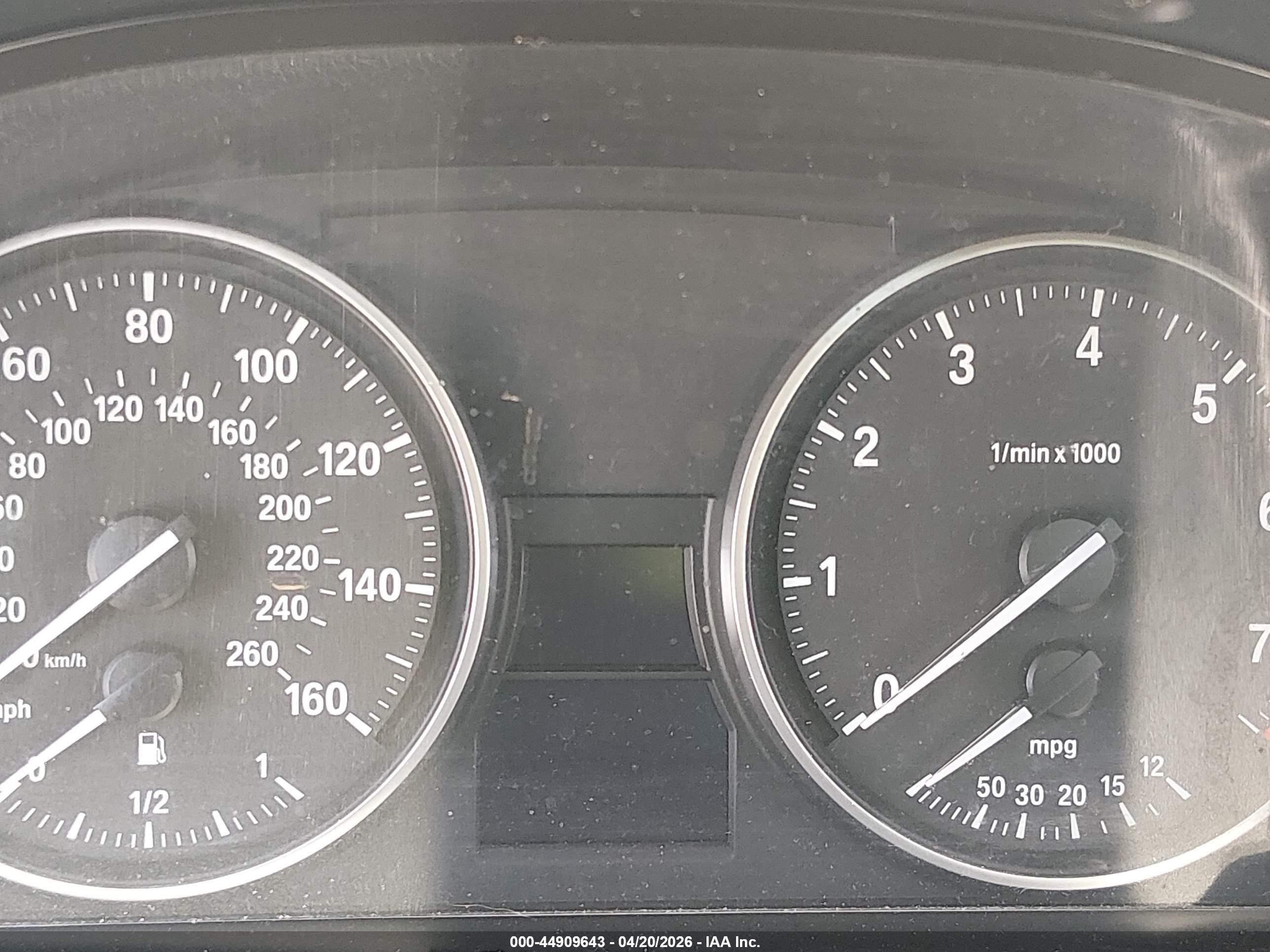 2008 Bmw 328i   White vin: WBAVA33518KX89672