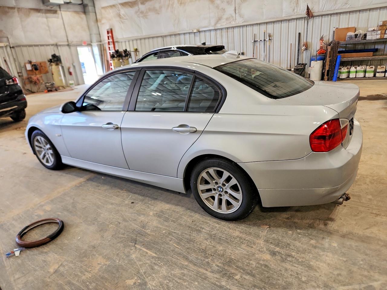 2007 Bmw 328 I Silver vin: WBAVA33537KX77022