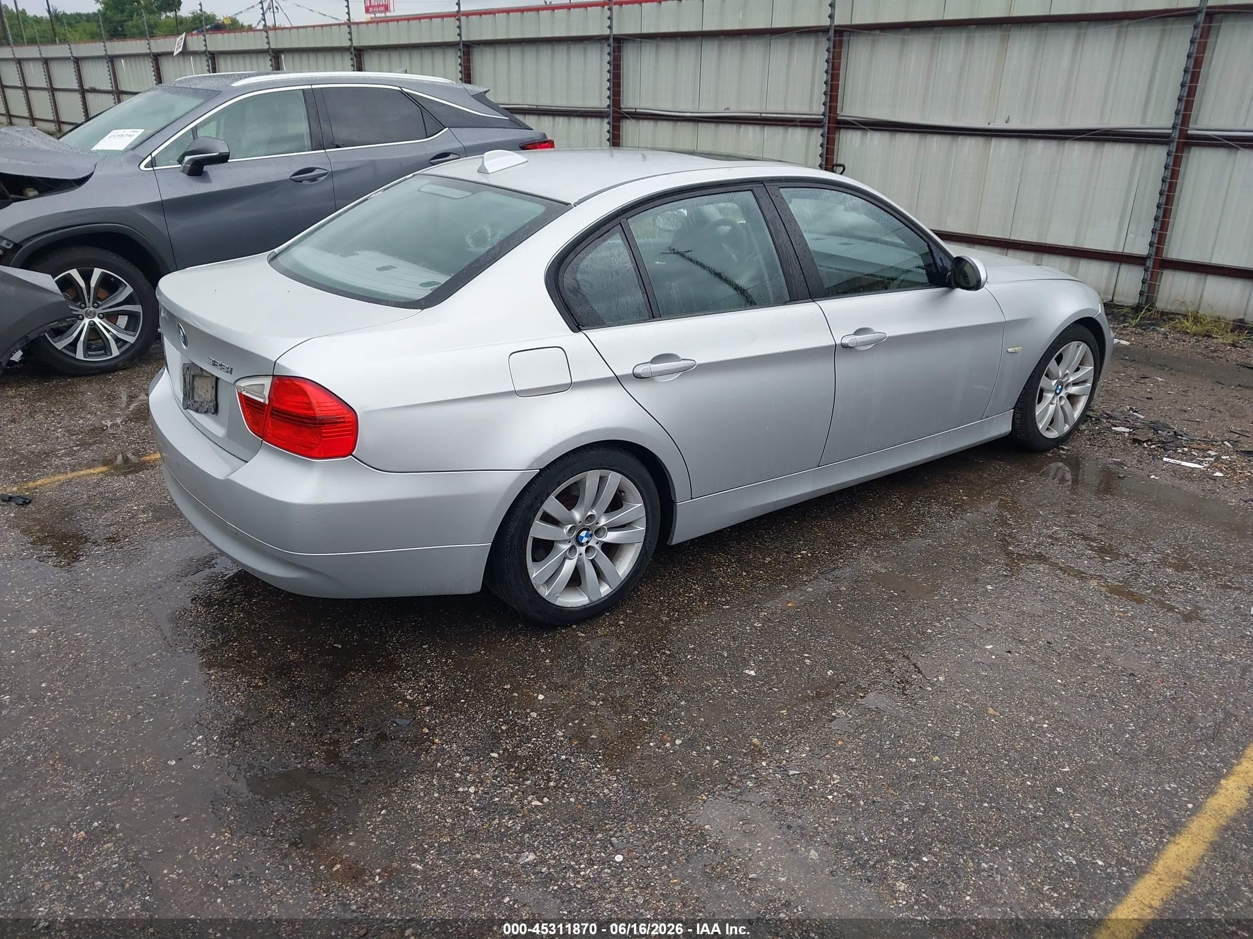2007 Bmw 328i   Серебряный vin: WBAVA33537PG52012