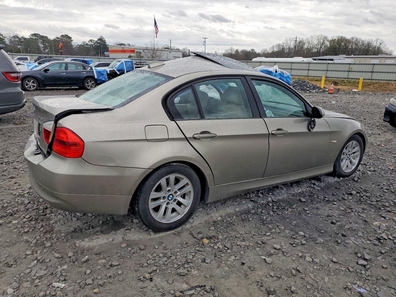 2007 Bmw 328 I Beige vin: WBAVA33547KX81936