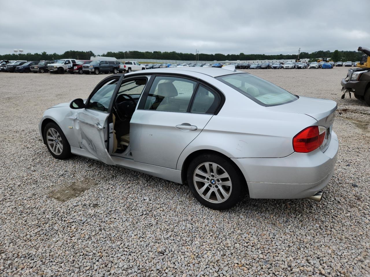 2007 Bmw 328 I Silver vin: WBAVA33557PG39293