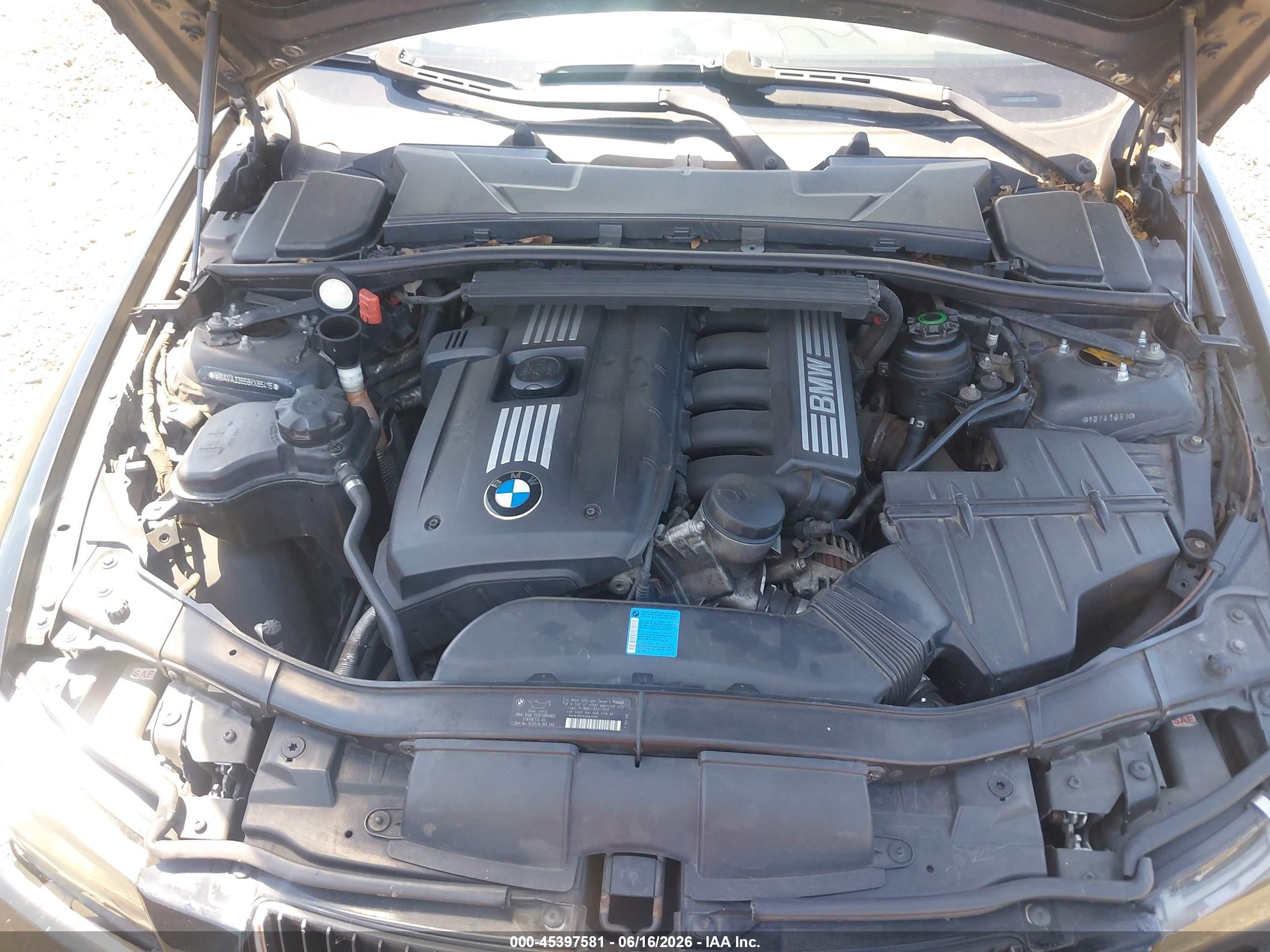 2008 Bmw 328i   Черный vin: WBAVA33558KX85415