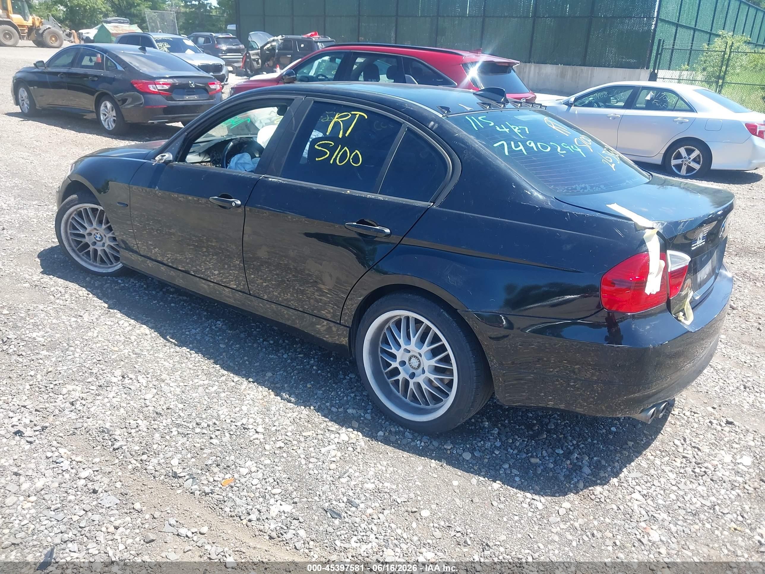 2008 Bmw 328i   Черный vin: WBAVA33558KX85415